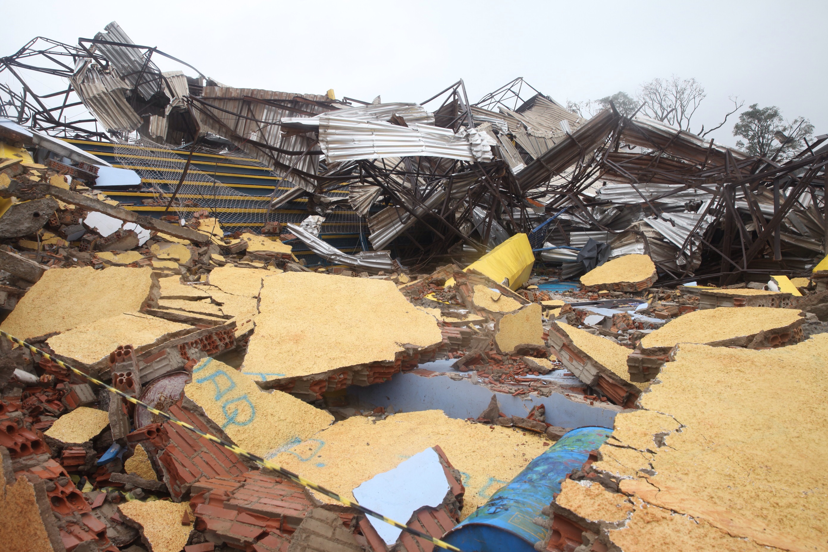 Tornados atingiram com força as cidades de Xanxerê e Ponte Serrada no oeste de Santa Catarina. Foto: Fábio Queiroz / Agência AL