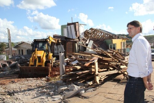 Saretta acompanha trabalho de reconstrução das cidades atingidas por tornado