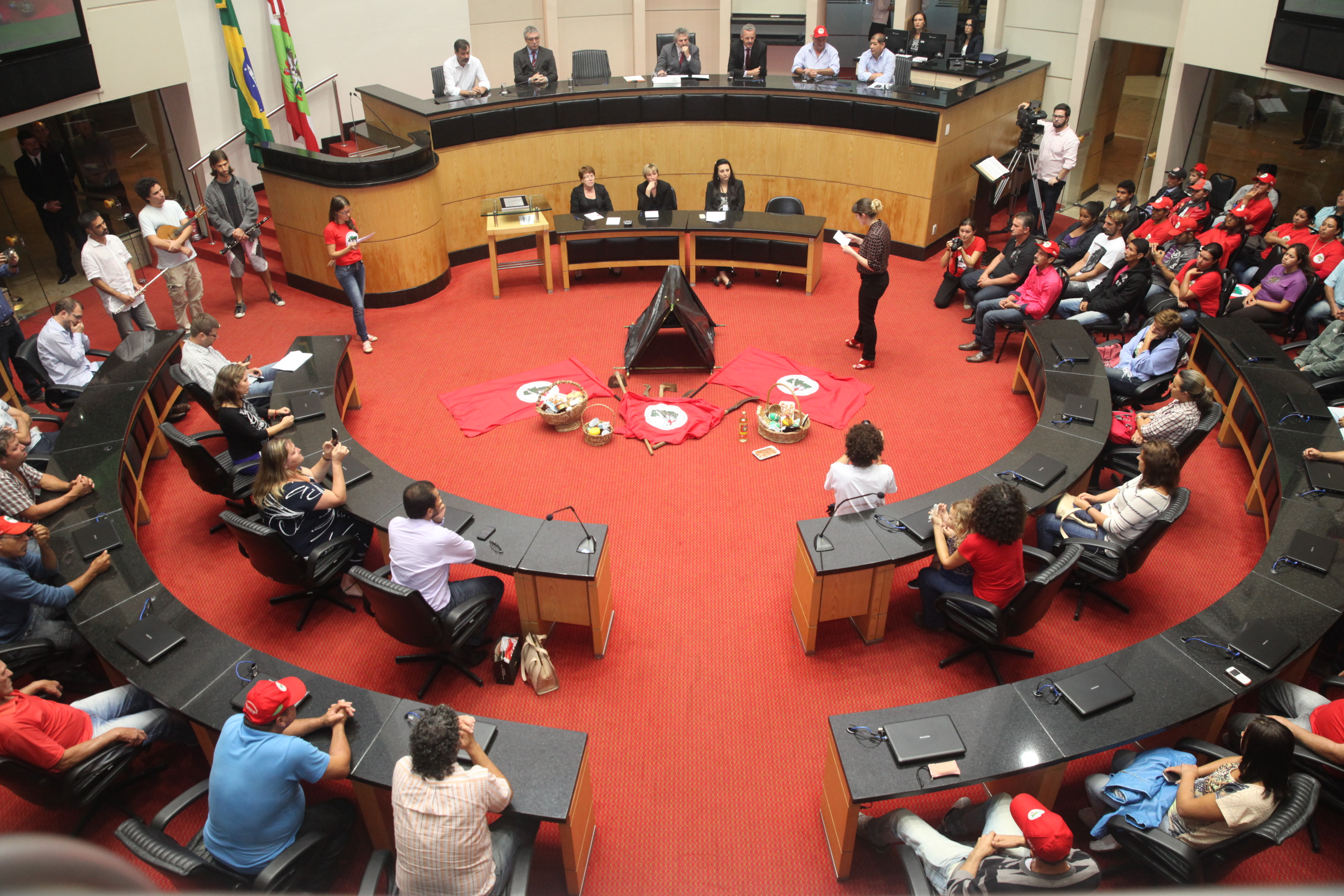 Sessão Especial em homenagem aos 30 Anos do MST de SC. Foto: Fábio Queiroz / Agência AL