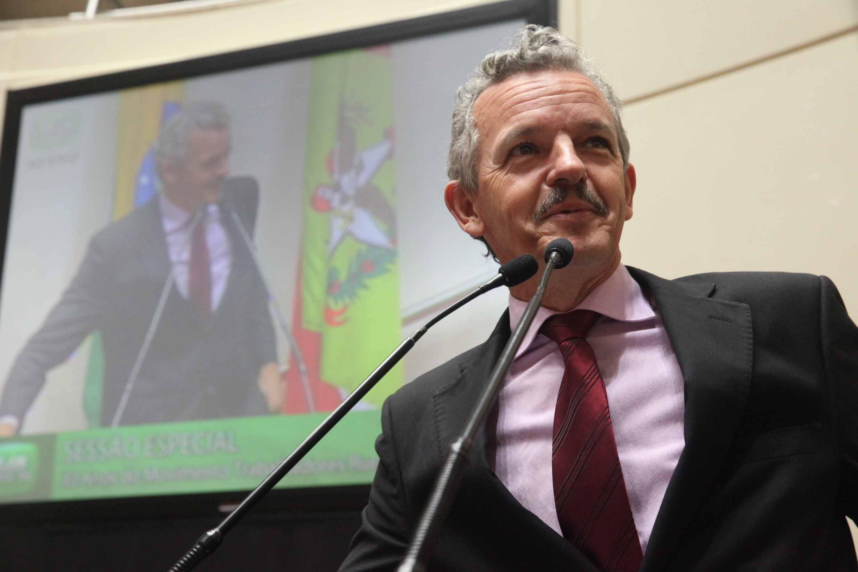 Deputado Dirceu Dresch (PT). Sessão Especial em homenagem aos 30 Anos do MST de SC. Foto: Fábio Queiroz / Agência AL