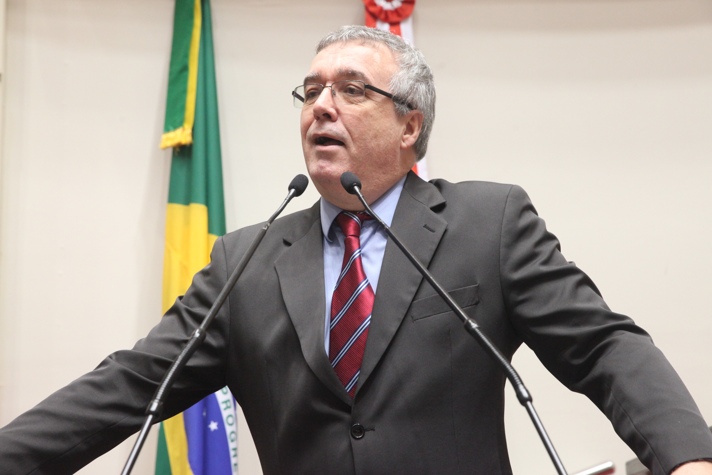 Desembargador Lédio Rosa de Andrade. Sessão Especial em homenagem aos 30 Anos do MST de SC. Foto: Fábio Queiroz / Agência AL