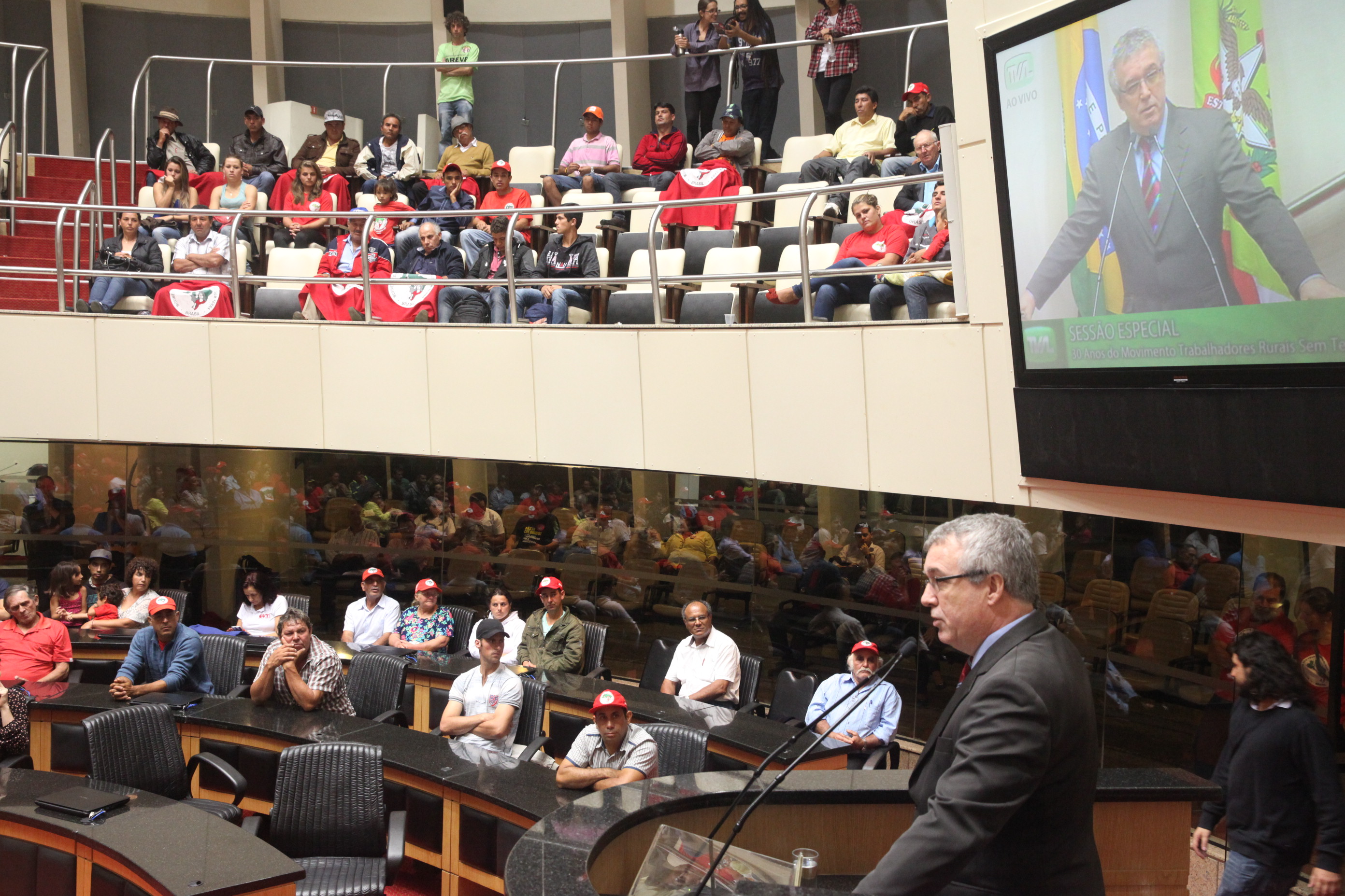 Sessão Especial em homenagem aos 30 Anos do MST de SC. Foto: Fábio Queiroz / Agência AL