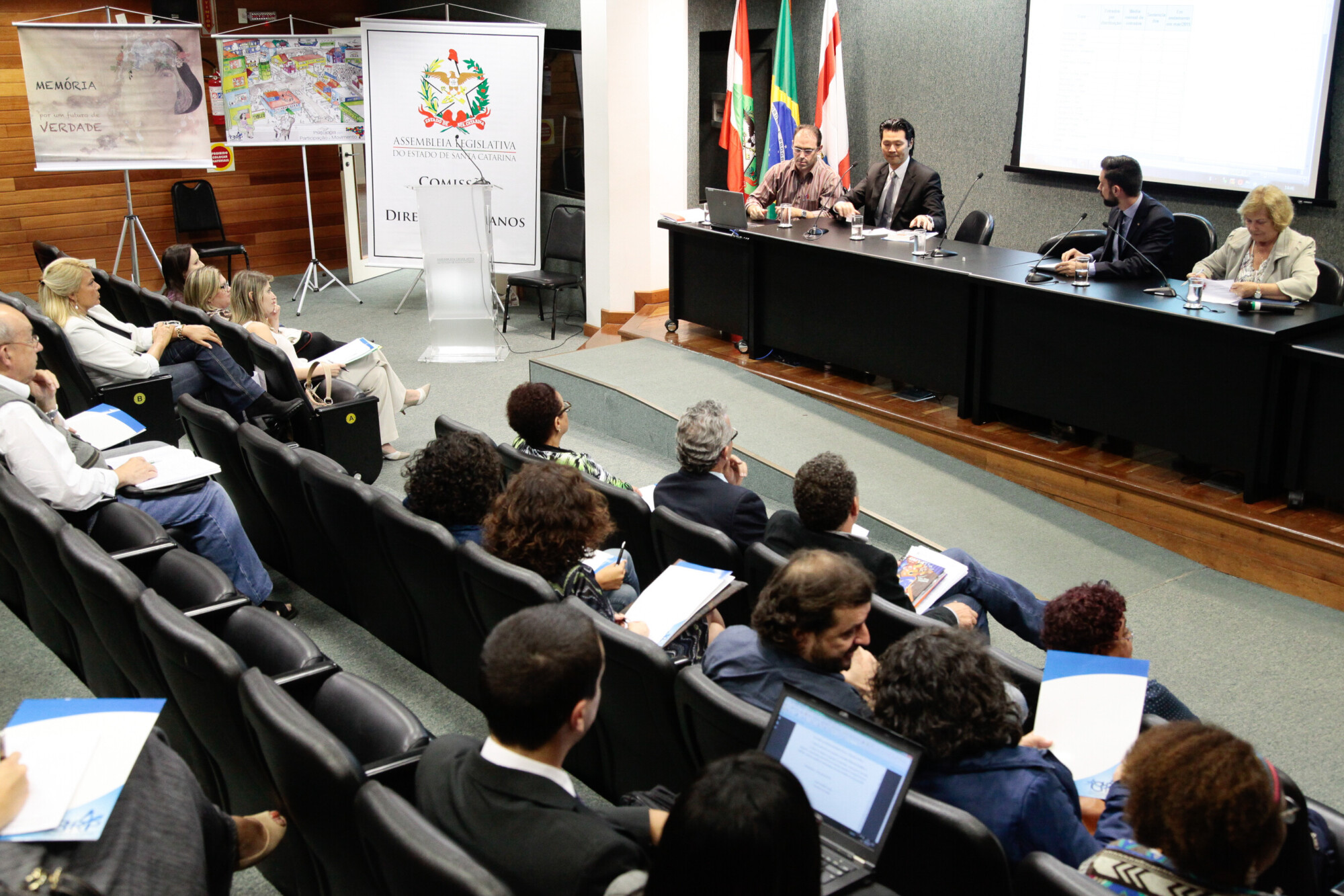 FOTO: Miriam Zomer/Agência AL