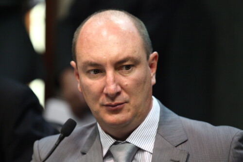 Mauro de Nadal busca recursos para a saúde da região