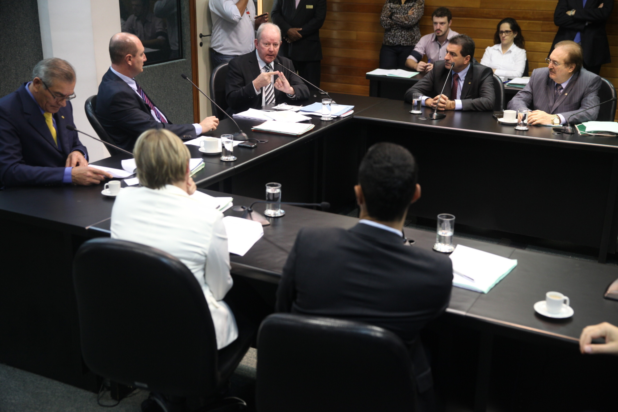 CCJ aprova proposta que obriga execução de emendas parlamentares