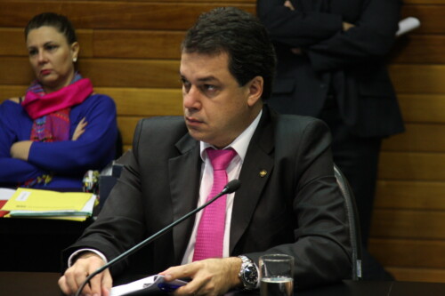 Deputado Rodrigo Minotto defende avaliação periódica de estrutura das escolas