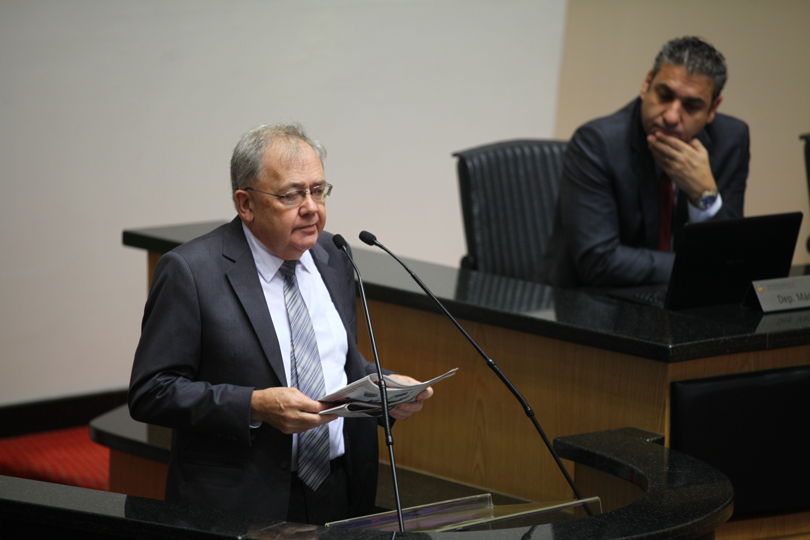 Sessão Plenária - Deputado Fernando Coruja (PMDB) - Foto:Solon Soares
