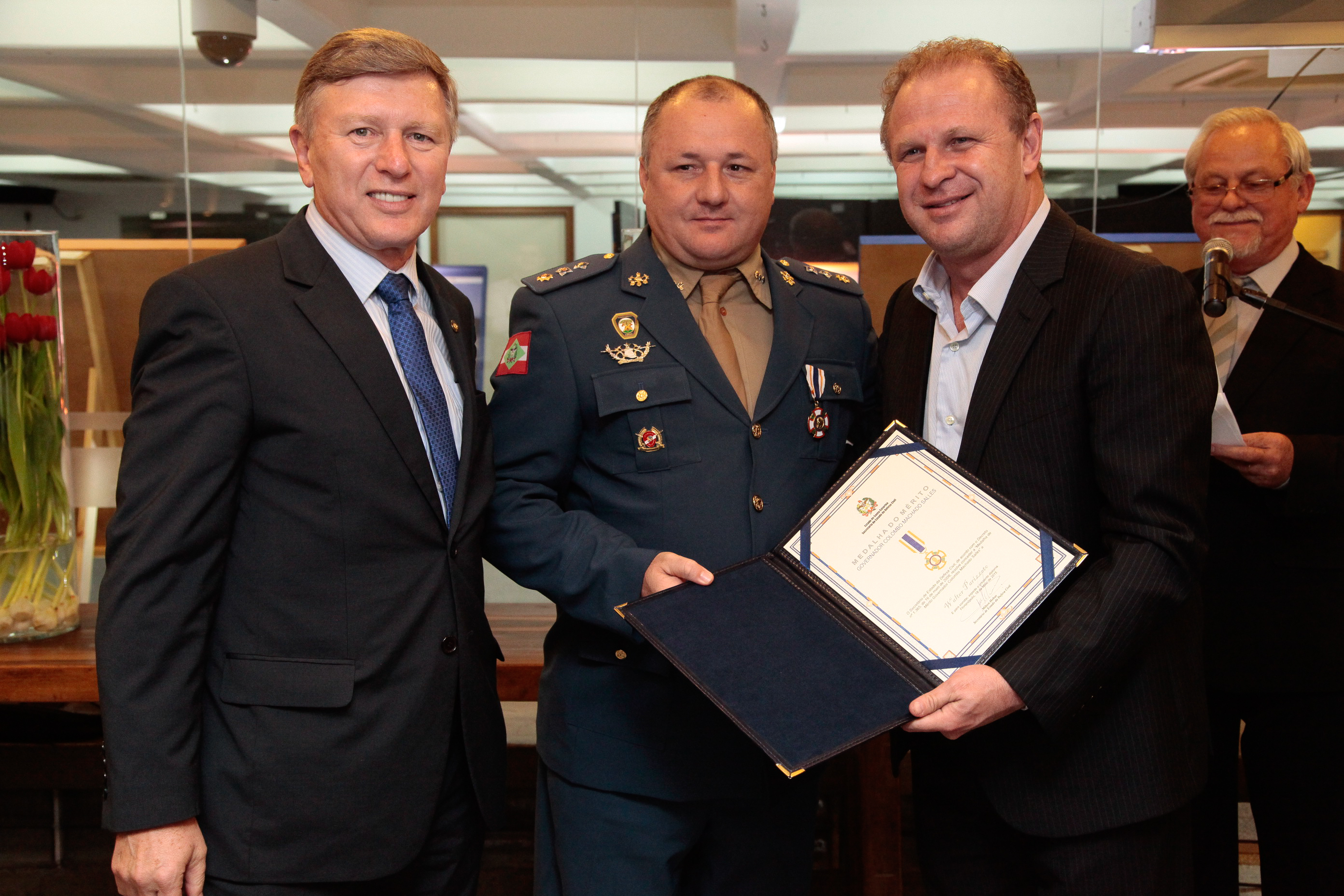 Medalha Mérito Defesa Civil. Foto: Miriam Zomer/Agência AL