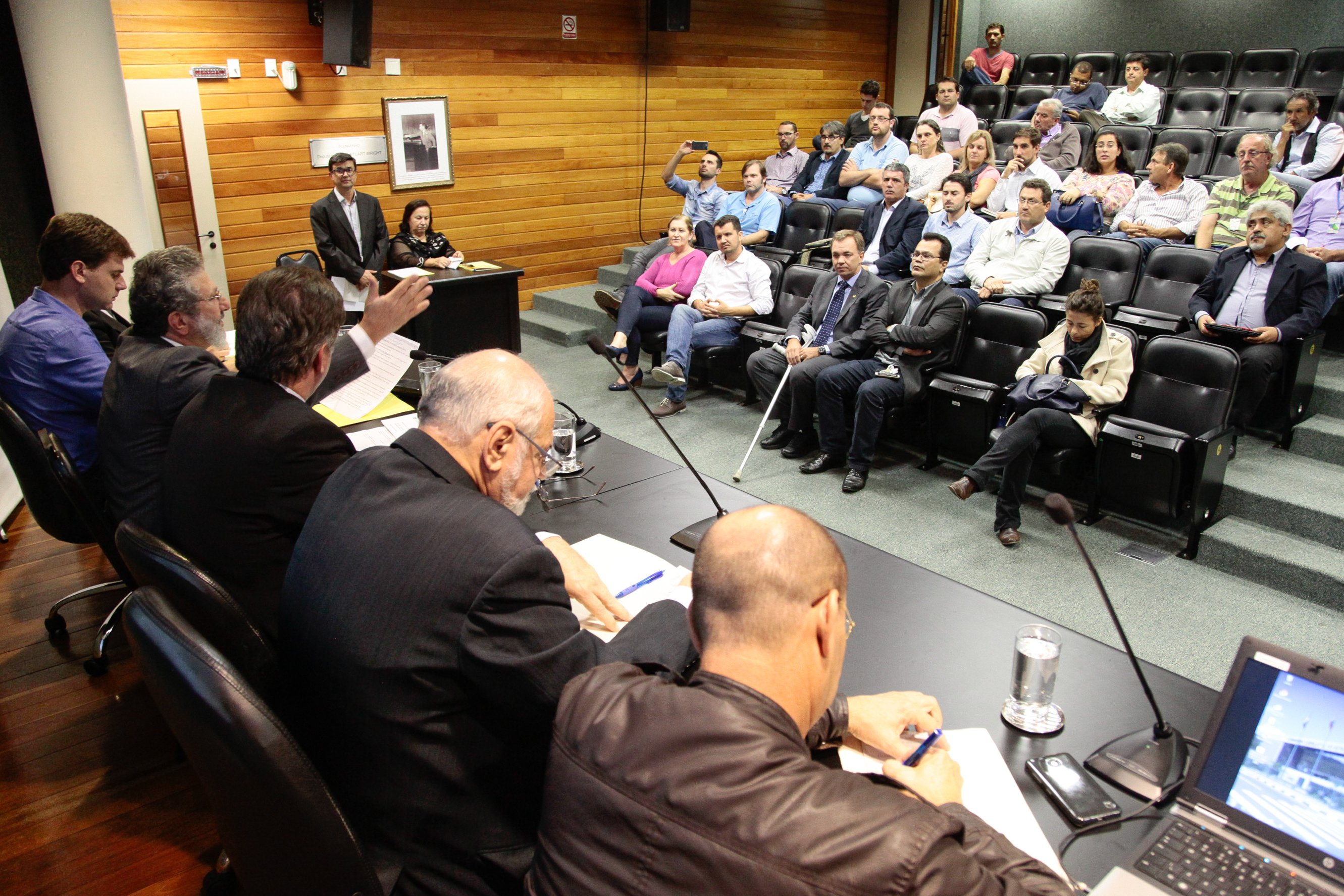 Audiência Pública sobre A Implantação da Política Nacional de Recursos Hídricos e Criação do Sistema de Florianópolis. Foto: Miriam Zomer/Agência AL