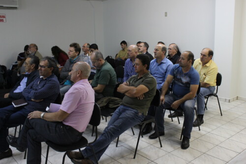 Zé Milton preocupado com o custo de produção do arroz