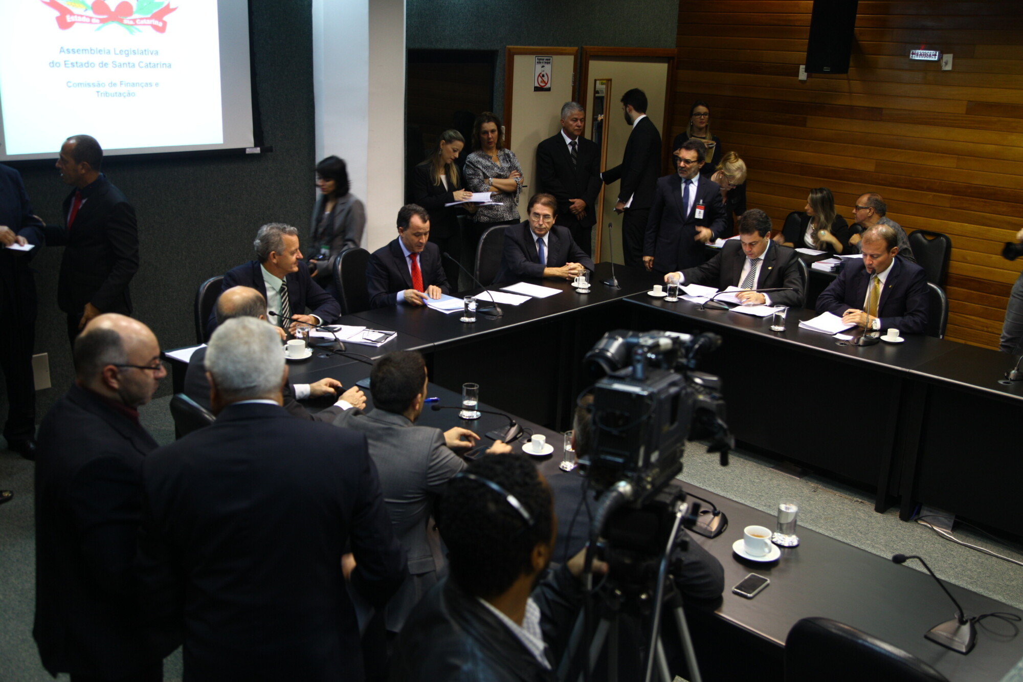 Comissão de Finanças aprova criação de novos cargos na Defensoria Pública
