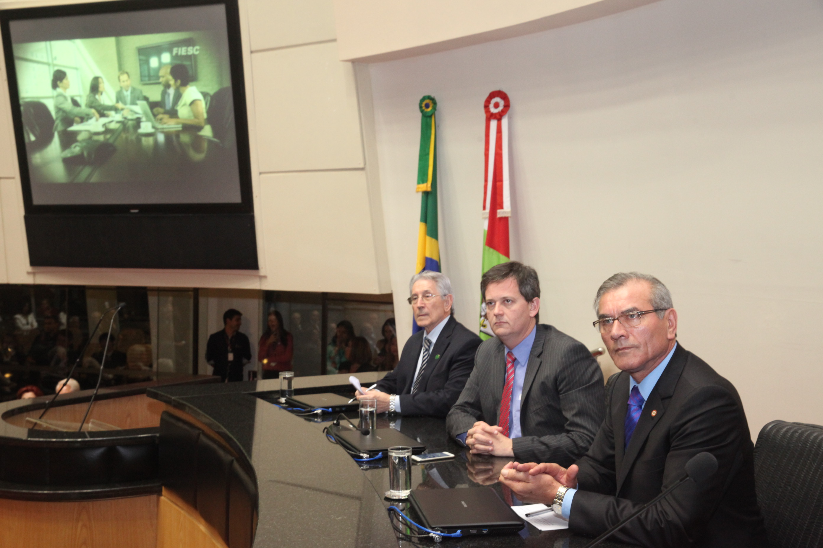 Sessão Especial - 65 Anos Fiesc. Foto: Fábio Queiroz / Agência AL
