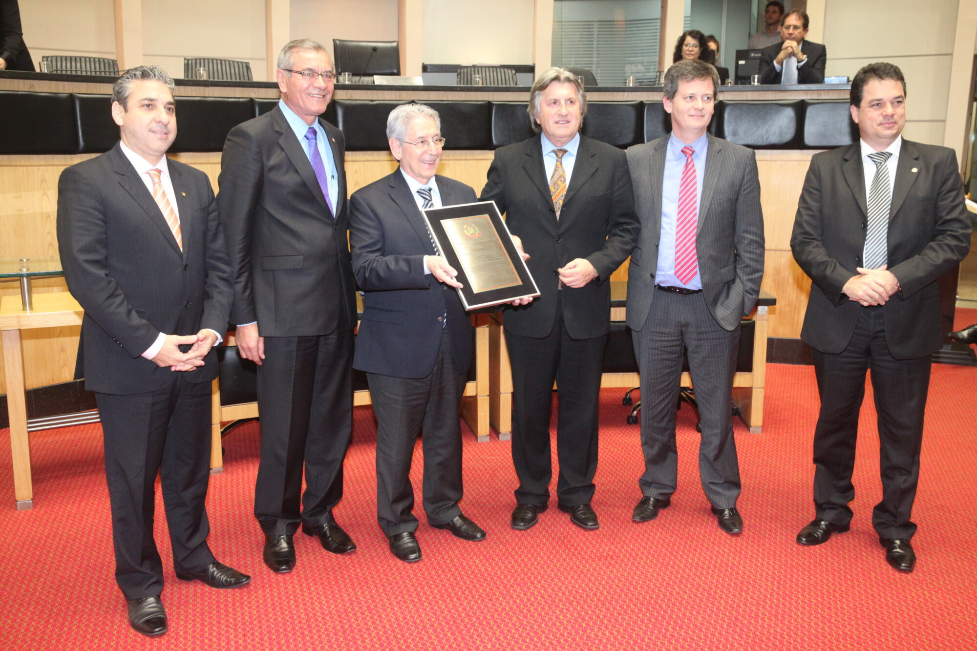 Fiesc recebe homenagem do Parlamento pelos 65 anos de fundação