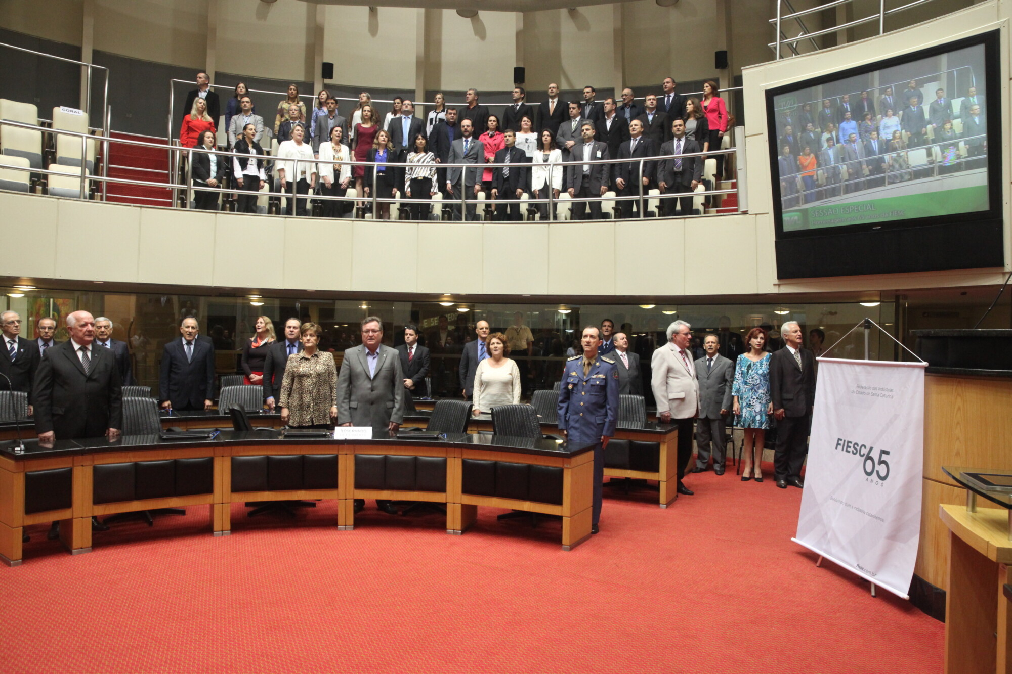 Autoridades e colaboradores da Fiesc prestigiaram a solenidade FOTO: Fábio Queiroz/Agência AL