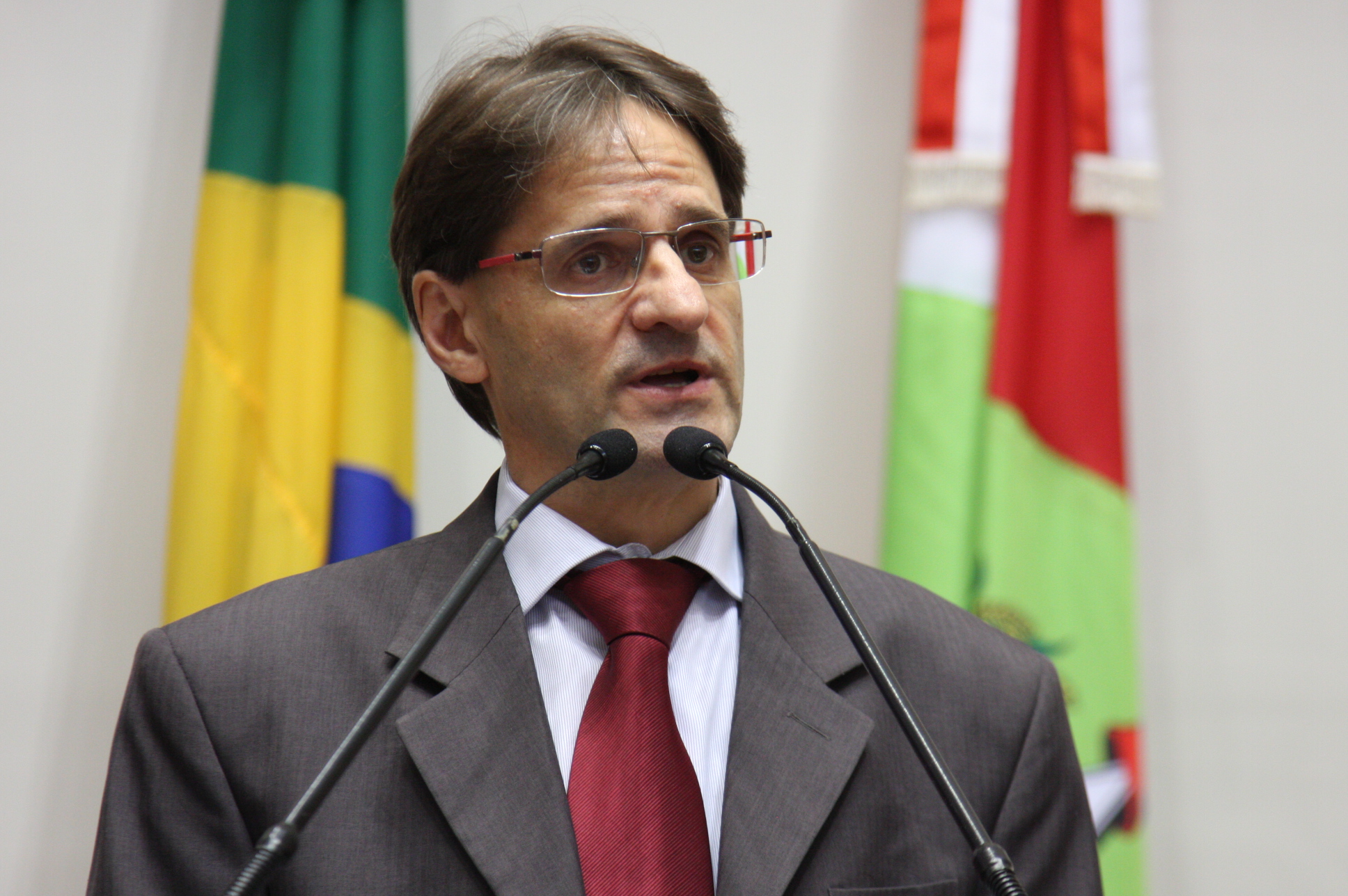 Sessão Plenária - Deputado Neodi Saretta (PT)