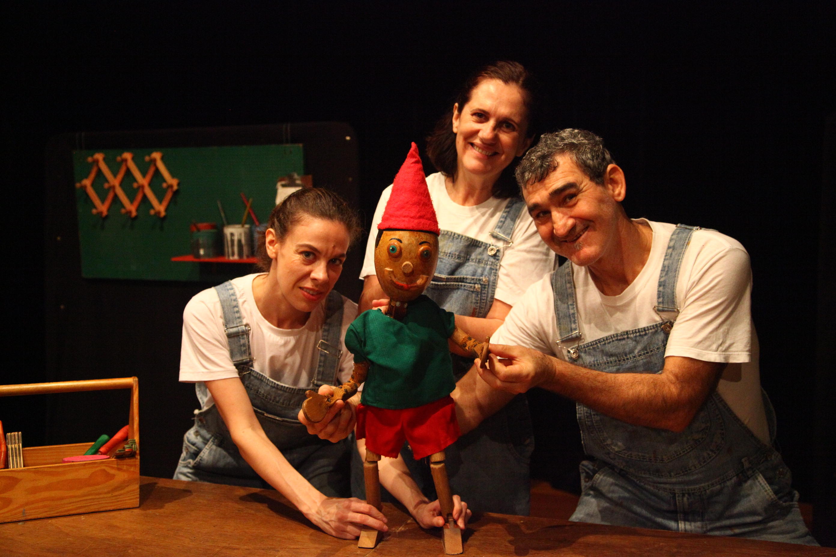 Festival Internacional de Teatro de Animação - Andreza Domingues (E), Márcia Nunes (C) e  Wagner Dutra (D)
