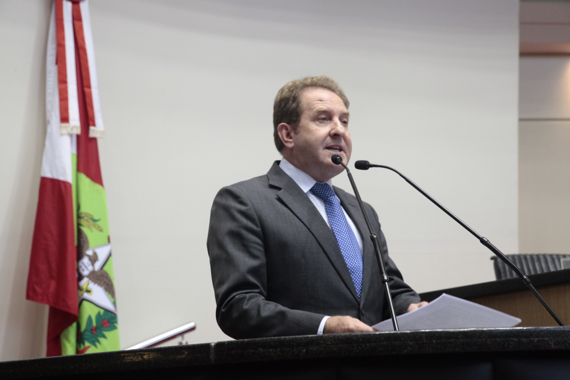 Assembleia derruba veto à Semana Estadual de Enfrentamento à Endometriose