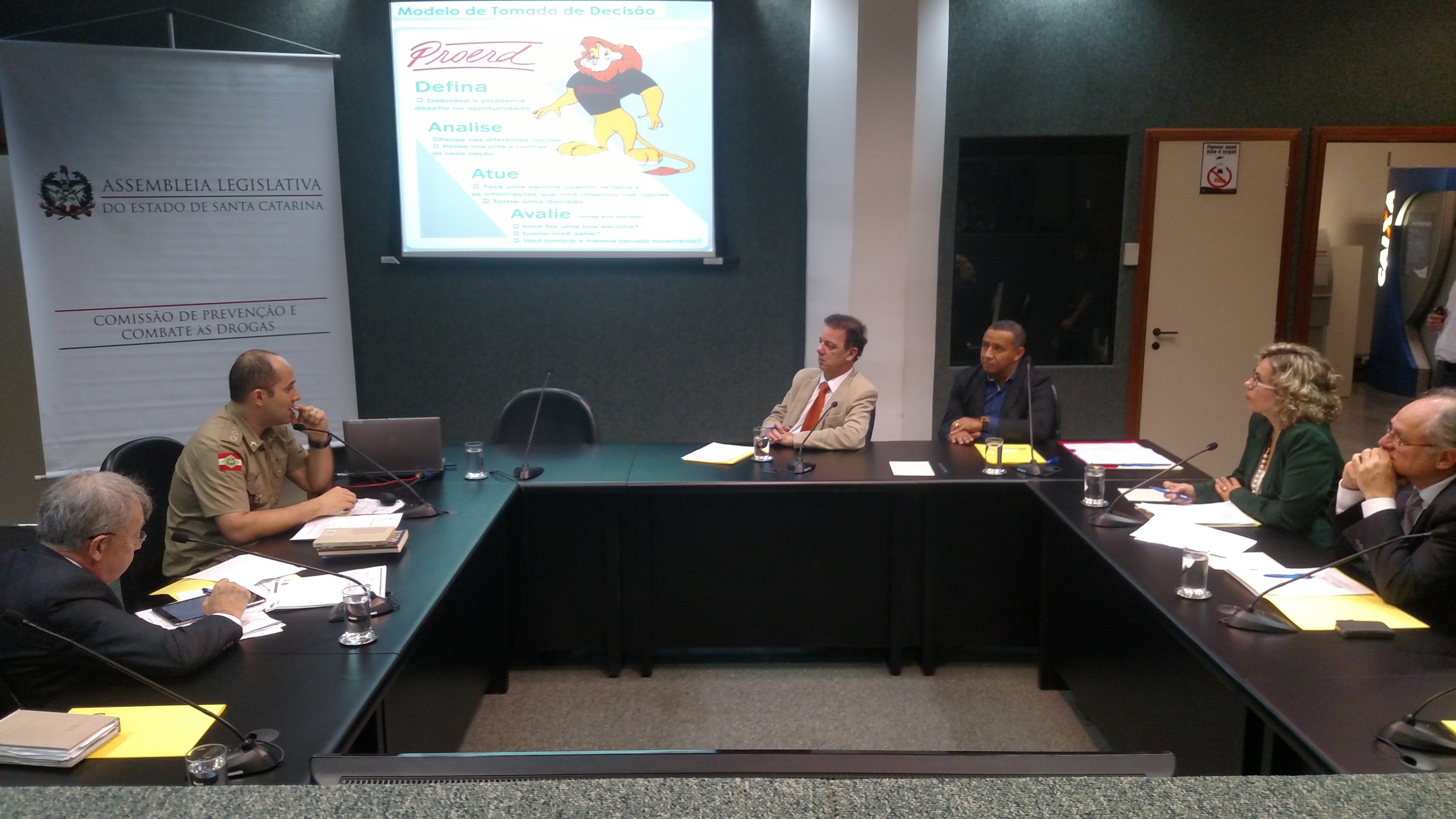 Reunião da Comissão de Prevenção e Combate às Drogas. Foto: Fábio Queiroz / Agência AL