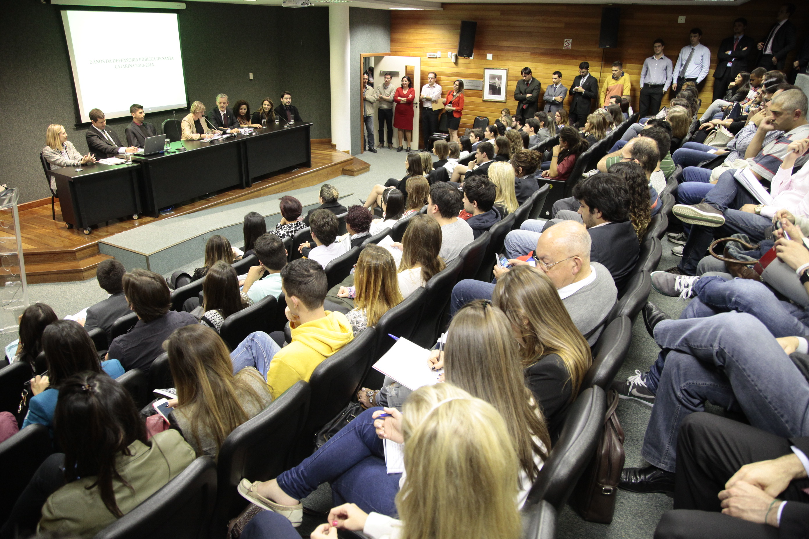 Audiência Pública para debater os 2 anos da Defensoria Pública do Estado de Santa Catarina. Foto: Miriam Zomer/Agência AL