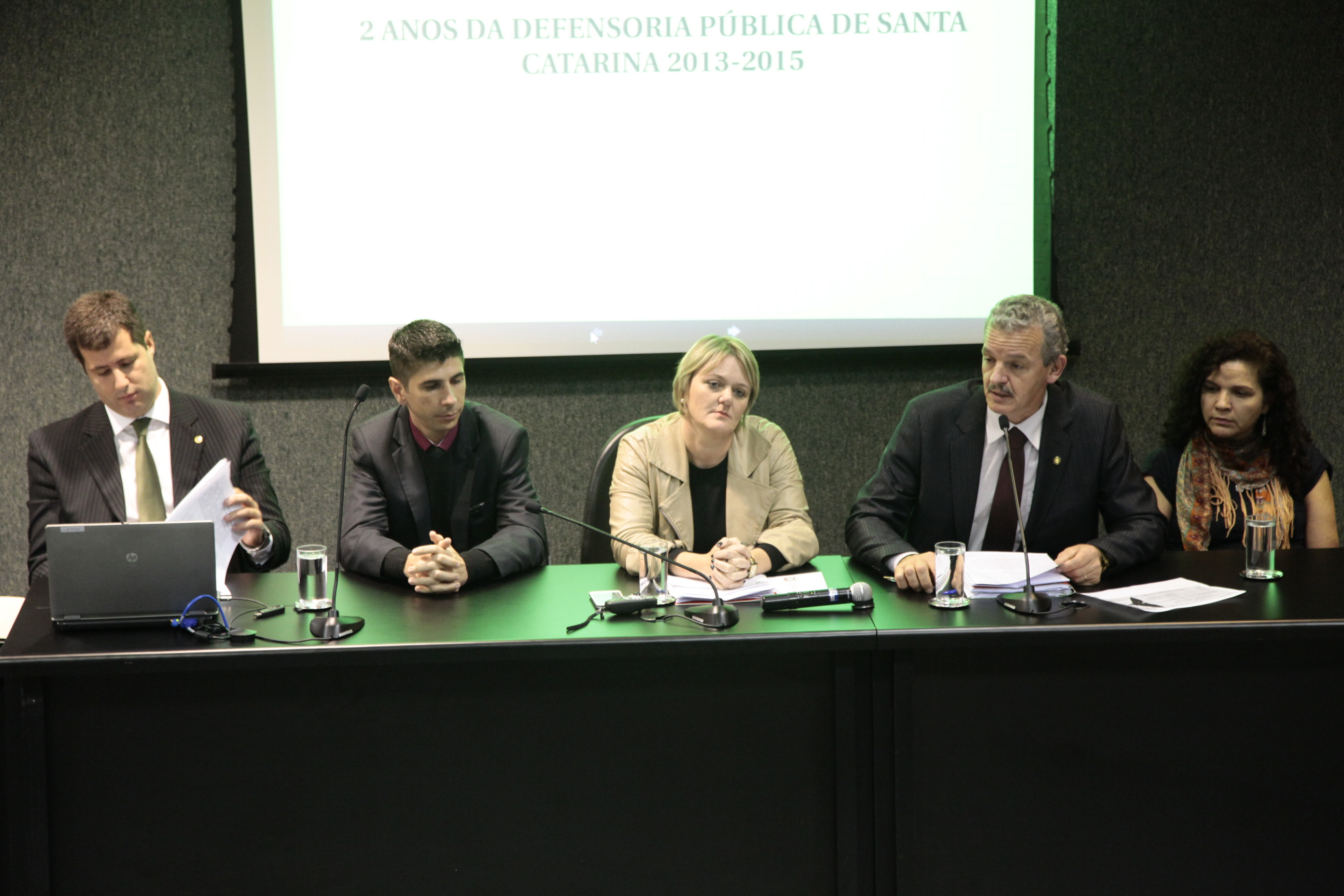 Audiência Pública para debater os 2 anos da Defensoria Pública do Estado de Santa Catarina. Foto: Miriam Zomer/Agência AL