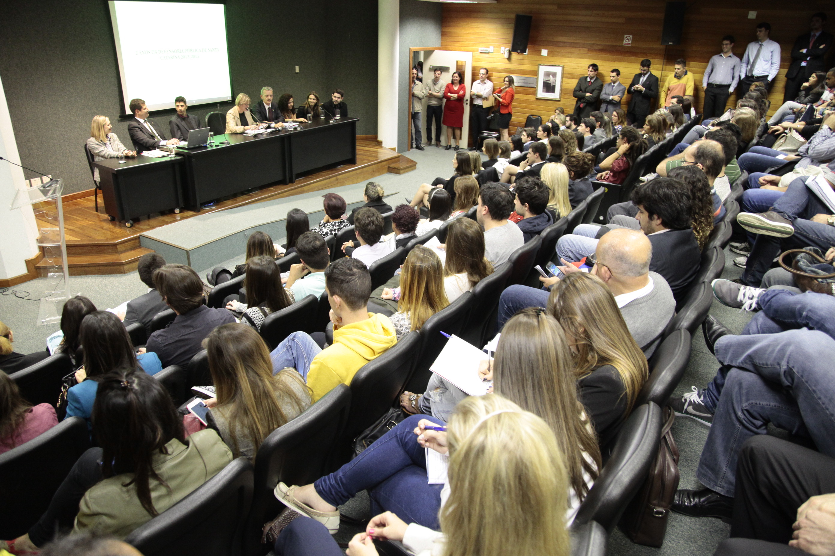 Audiência Pública para debater os 2 anos da Defensoria Pública do Estado de Santa Catarina. Foto: Miriam Zomer/Agência AL