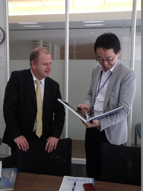 Deputado Gelson Merisio em visita à sede da Jica, em Tóquio, ressalta necessidade de investimentos em prevenção a eventos climáticos