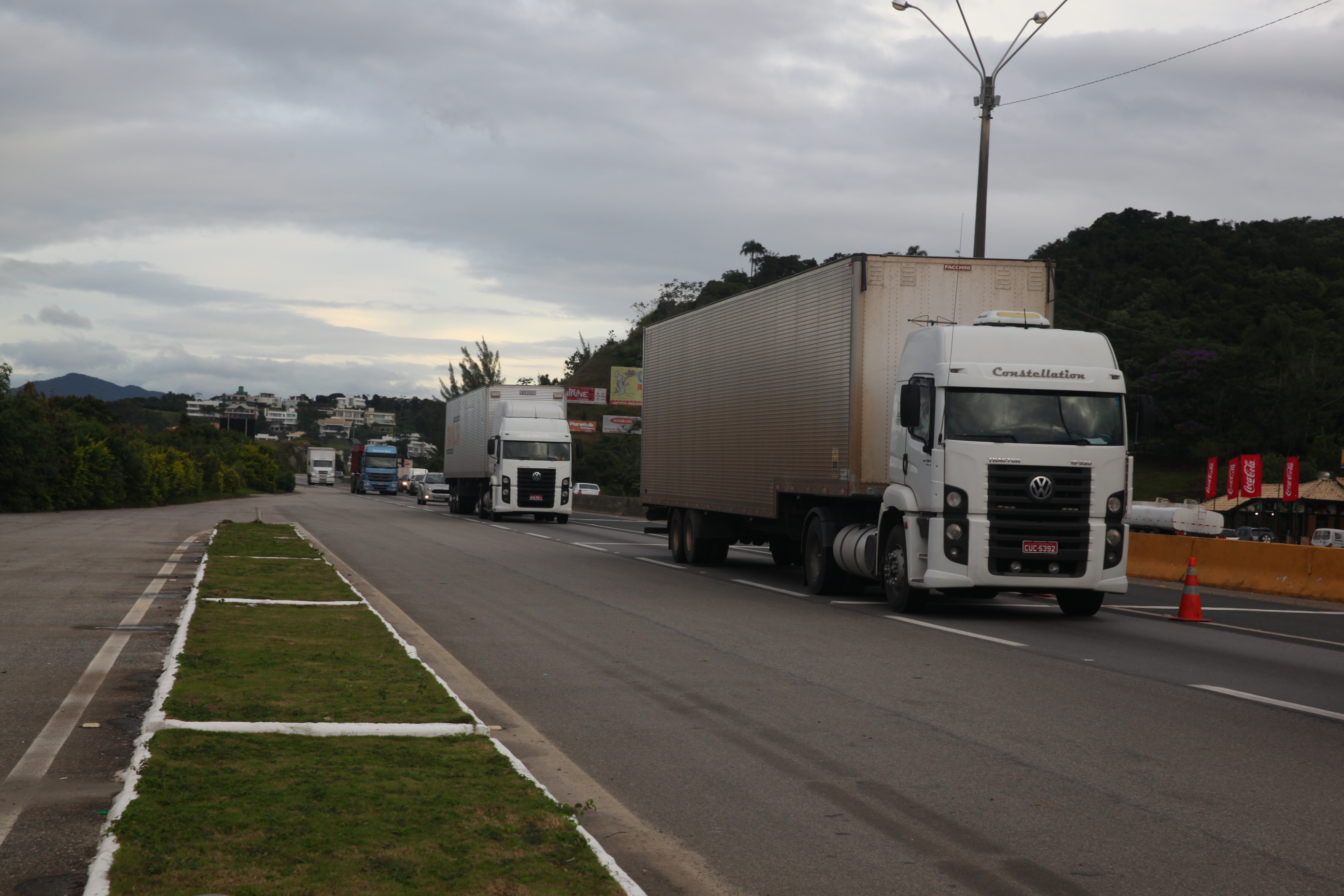 Base da Polícia Rodoviária Federal de Itapema realiza blitz  utilizando o Drogômetro. Foto: Eduardo Guedes de Oliveira / Agência AL