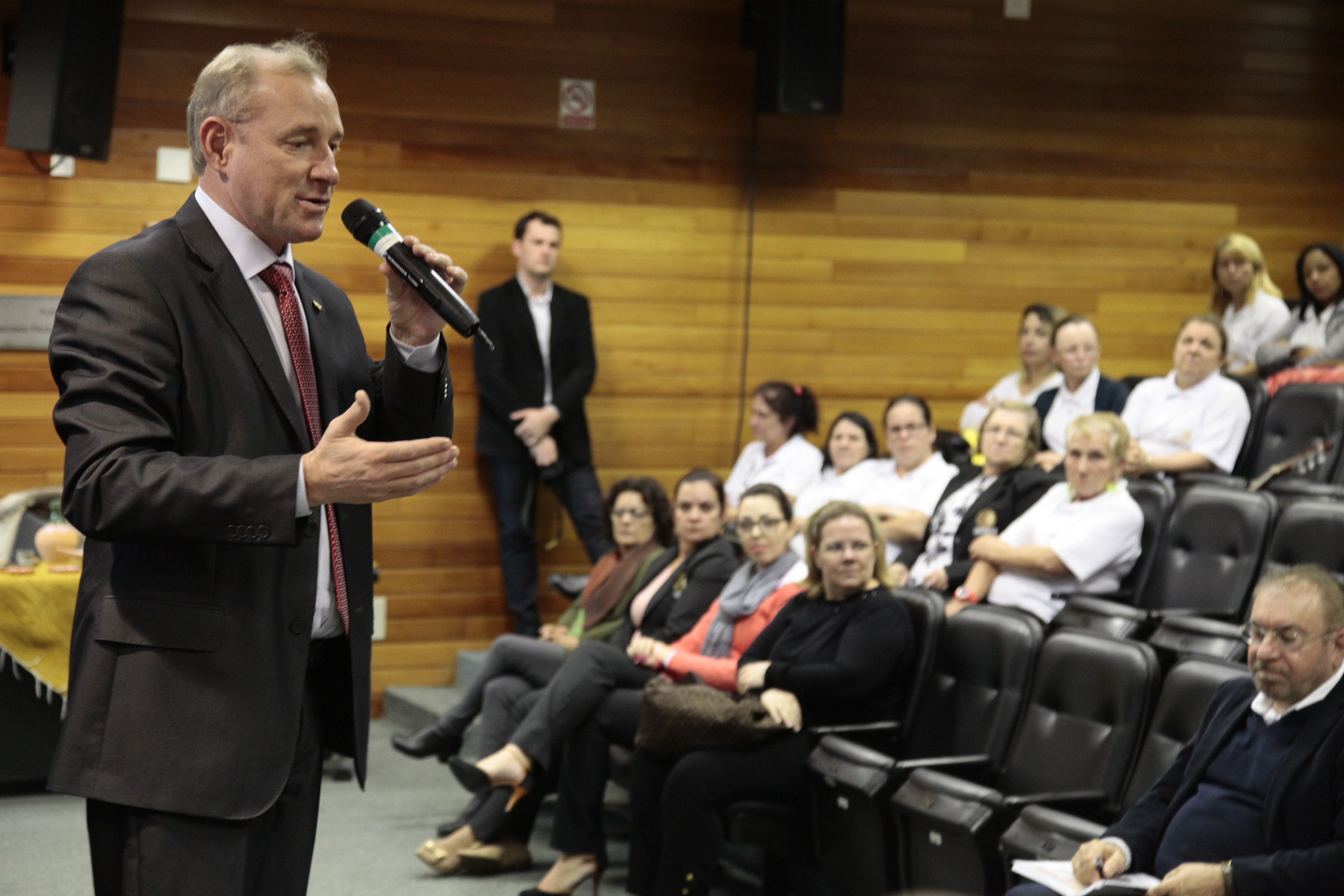 Abertura do Projeto Arquitetura Humana Sustentável. Deputado Aldo Schneider (PMDB) - Foto: Miriam Zomer/Agência AL