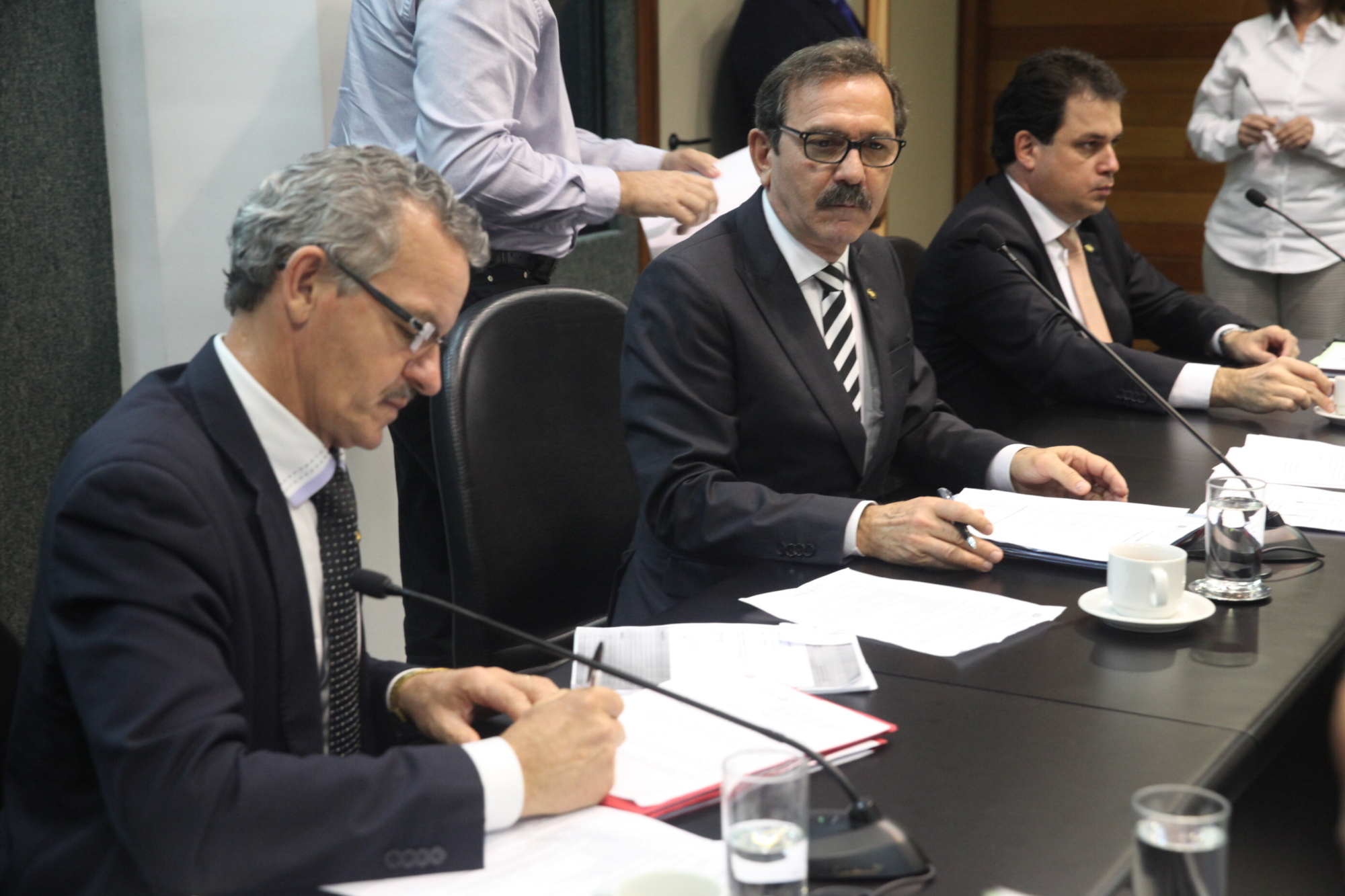 Comissão de Serviço Público aprova PLC que cria fundo para Defensoria Pública