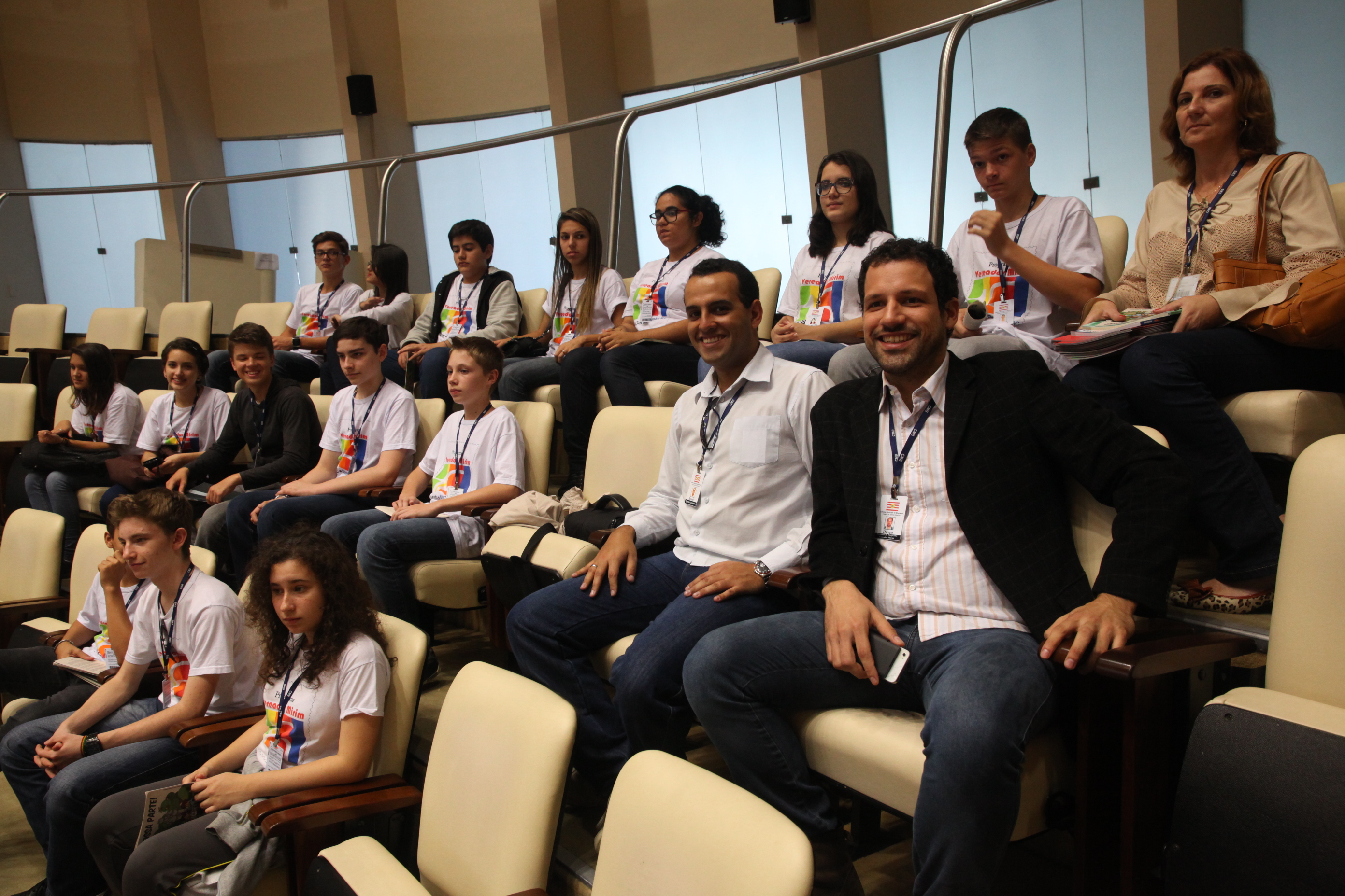 Vereadores Mirins de Blumenau visitam a Assembleia Legislativa. Foto: Eduardo Guedes de Oliveira/Agência AL