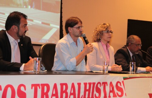 Saretta participa de audiência pública sobre terceirização e fator previdenciário
