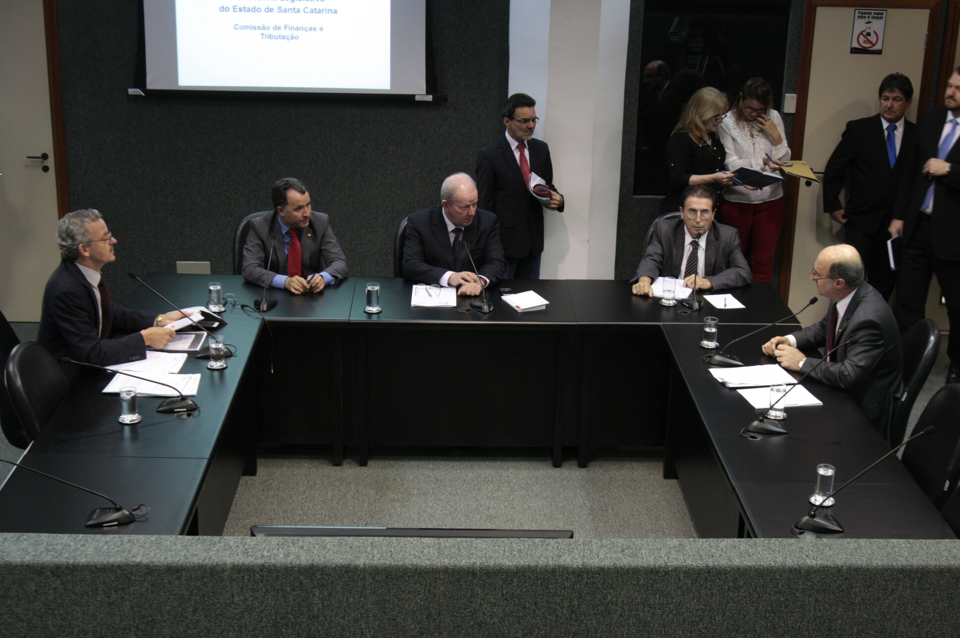 Finanças aprova abertura de crédito suplementar para a PGE e Fundam