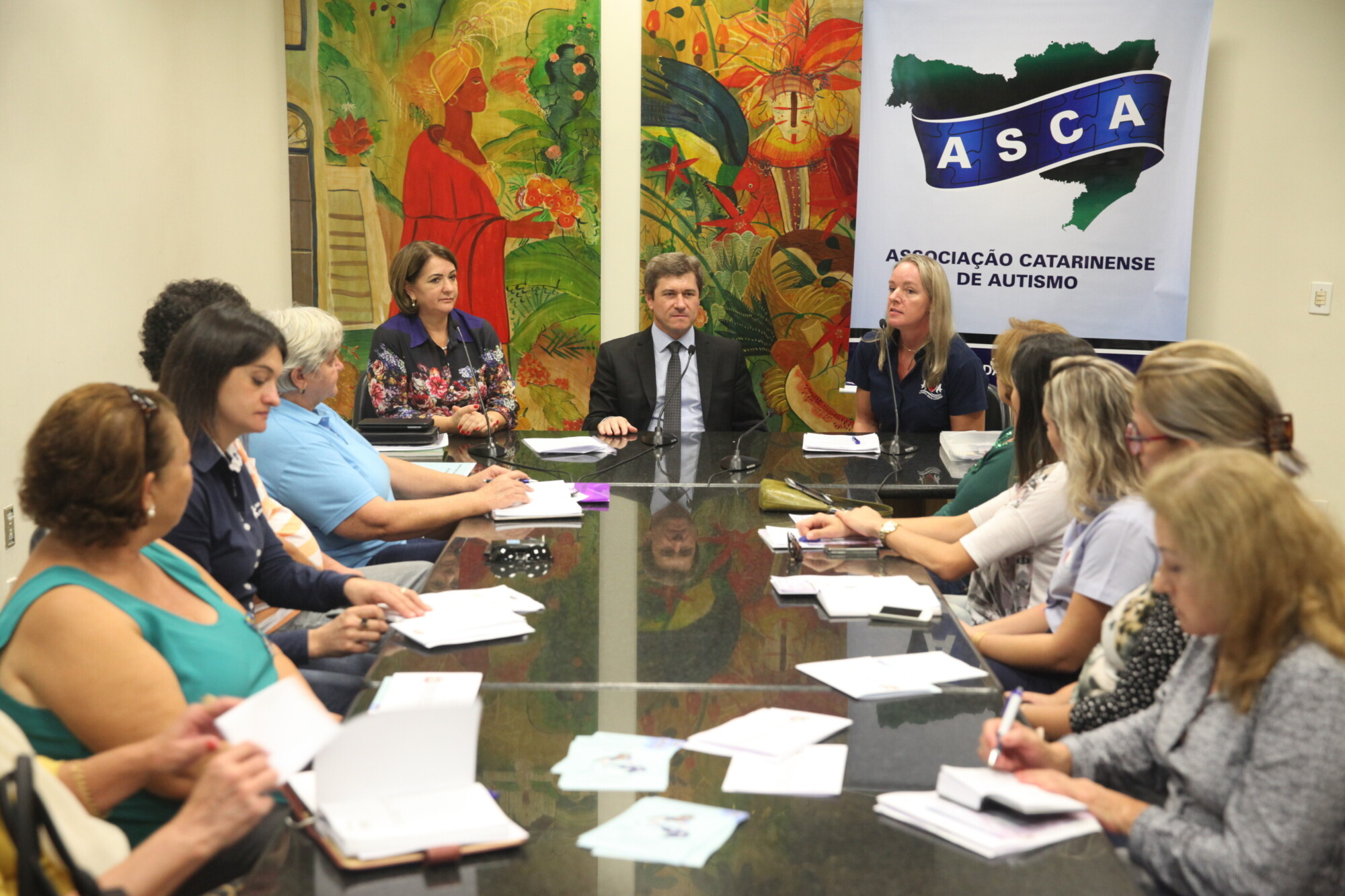 Associações de autistas reúnem-se para debater prioridades