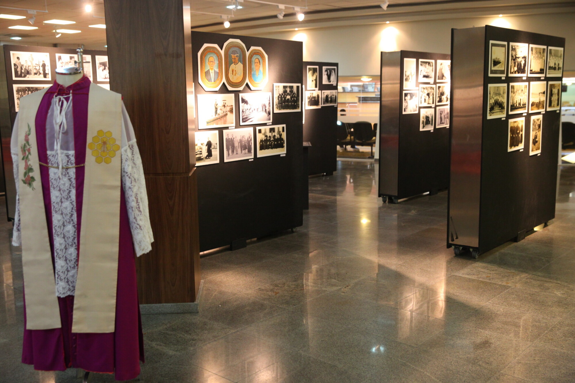 Exposição retrata a história de vida de Monsenhor Agenor Neves Marques