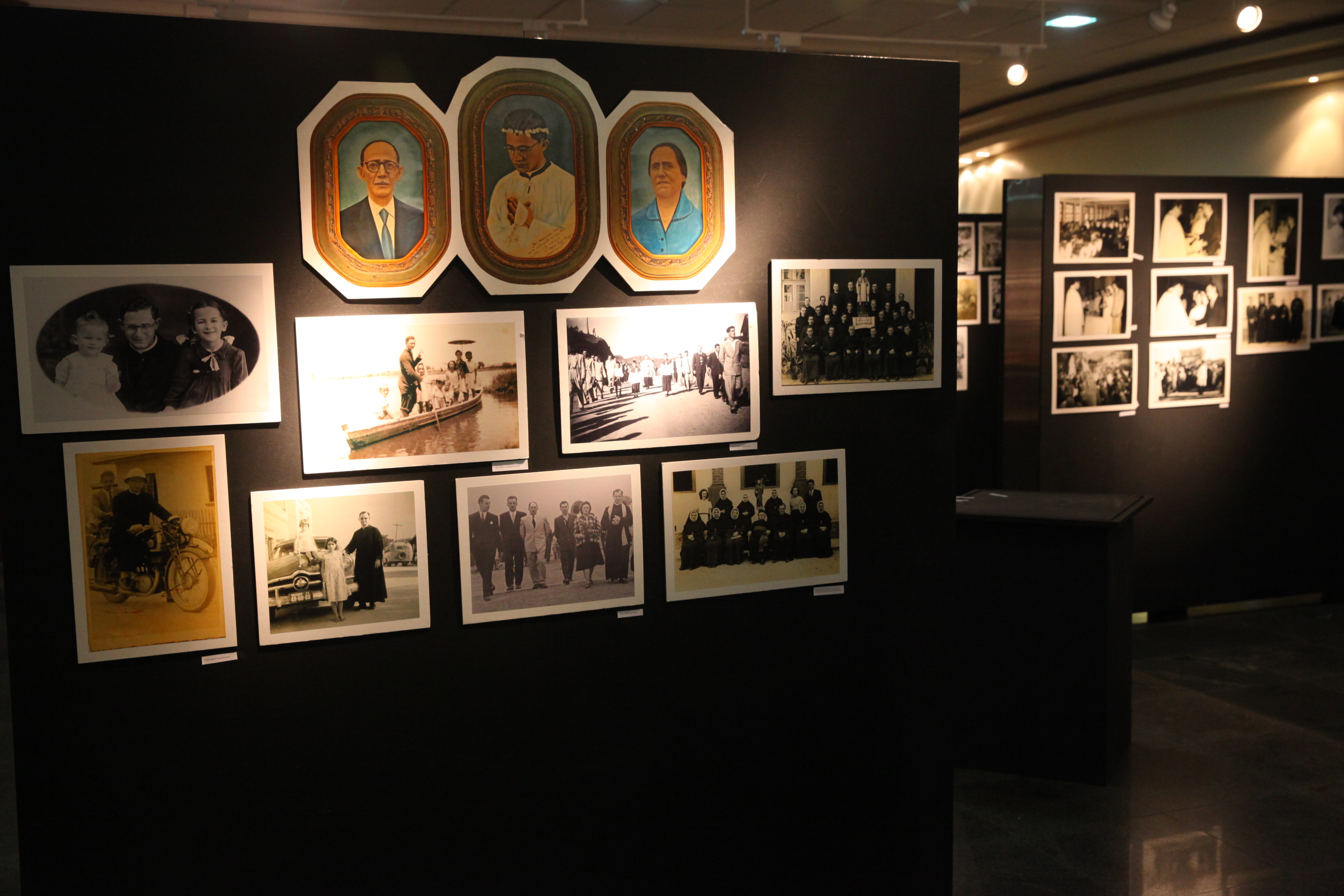 Mostra Fotográfica comemorativa aos 100 anos de nascimento do Monsenhor Agenor Marques Neves. Foto: Eduardo Guedes de Oliveira/Agência AL