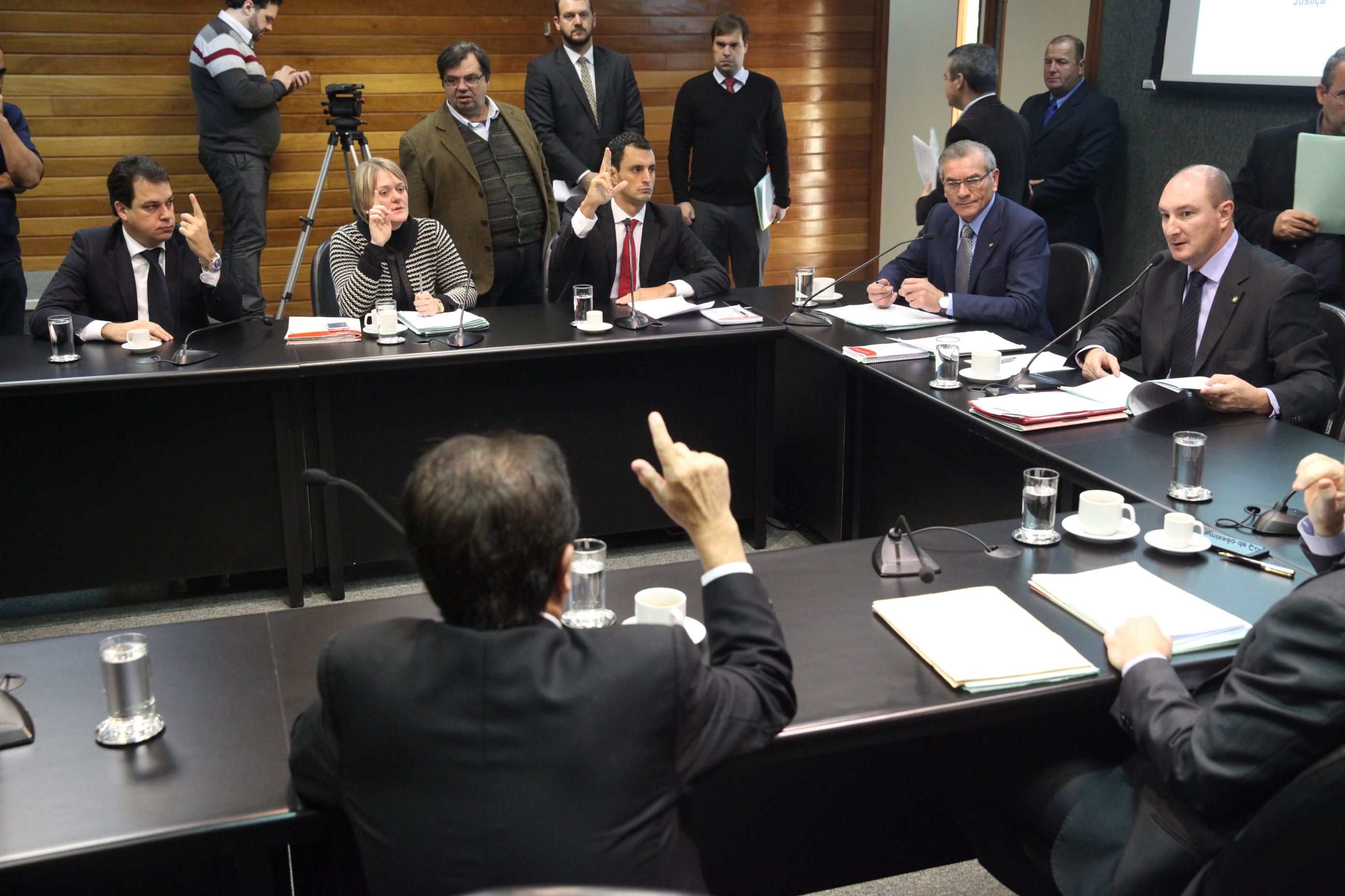 Reunião da Comissão de Constituição e Justiça. Foto: Fábio Queiroz / Agência AL