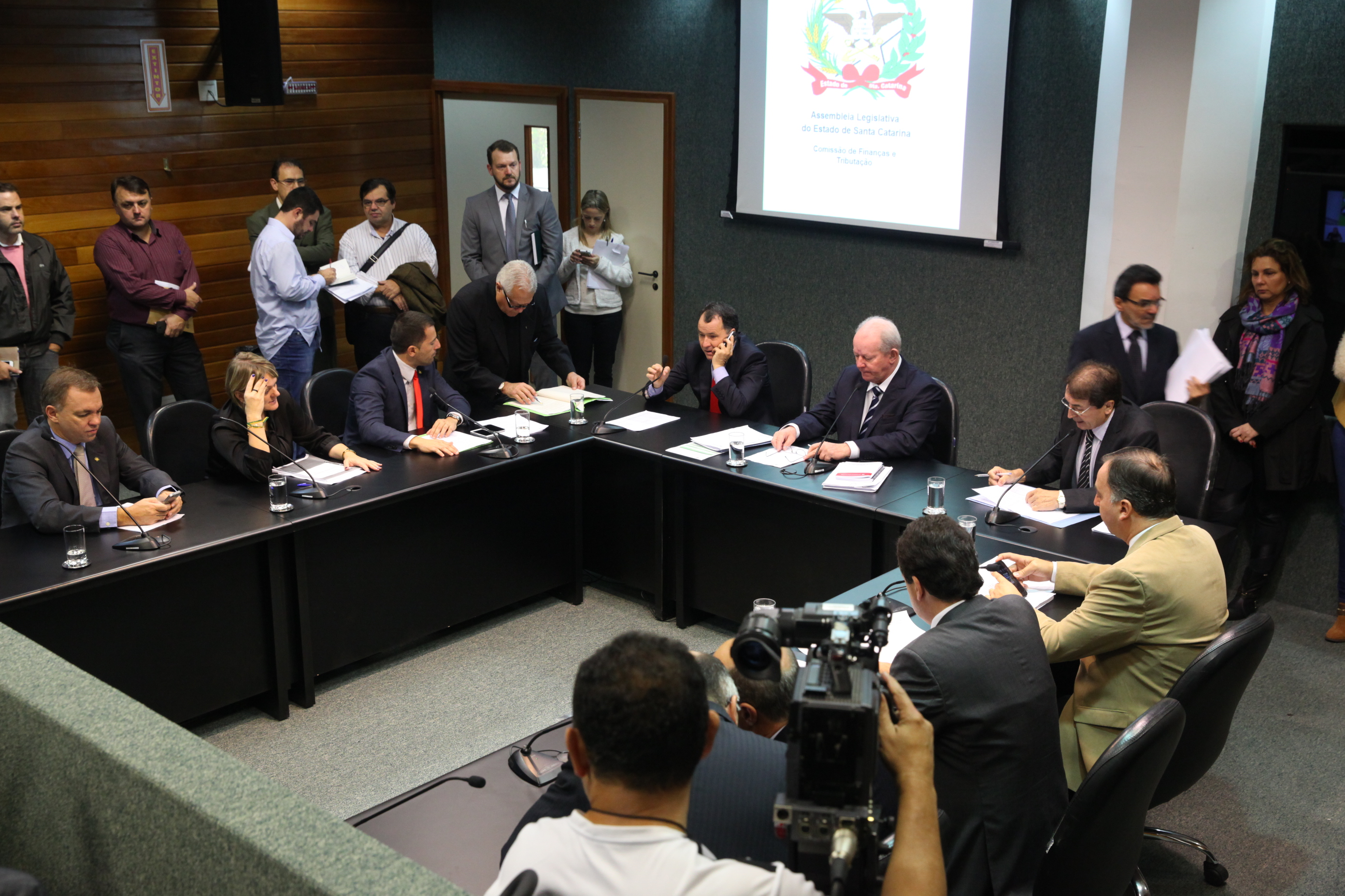 Extraordinaria Finanças_foto Eduardo Guedes de Oliveira / Agência AL