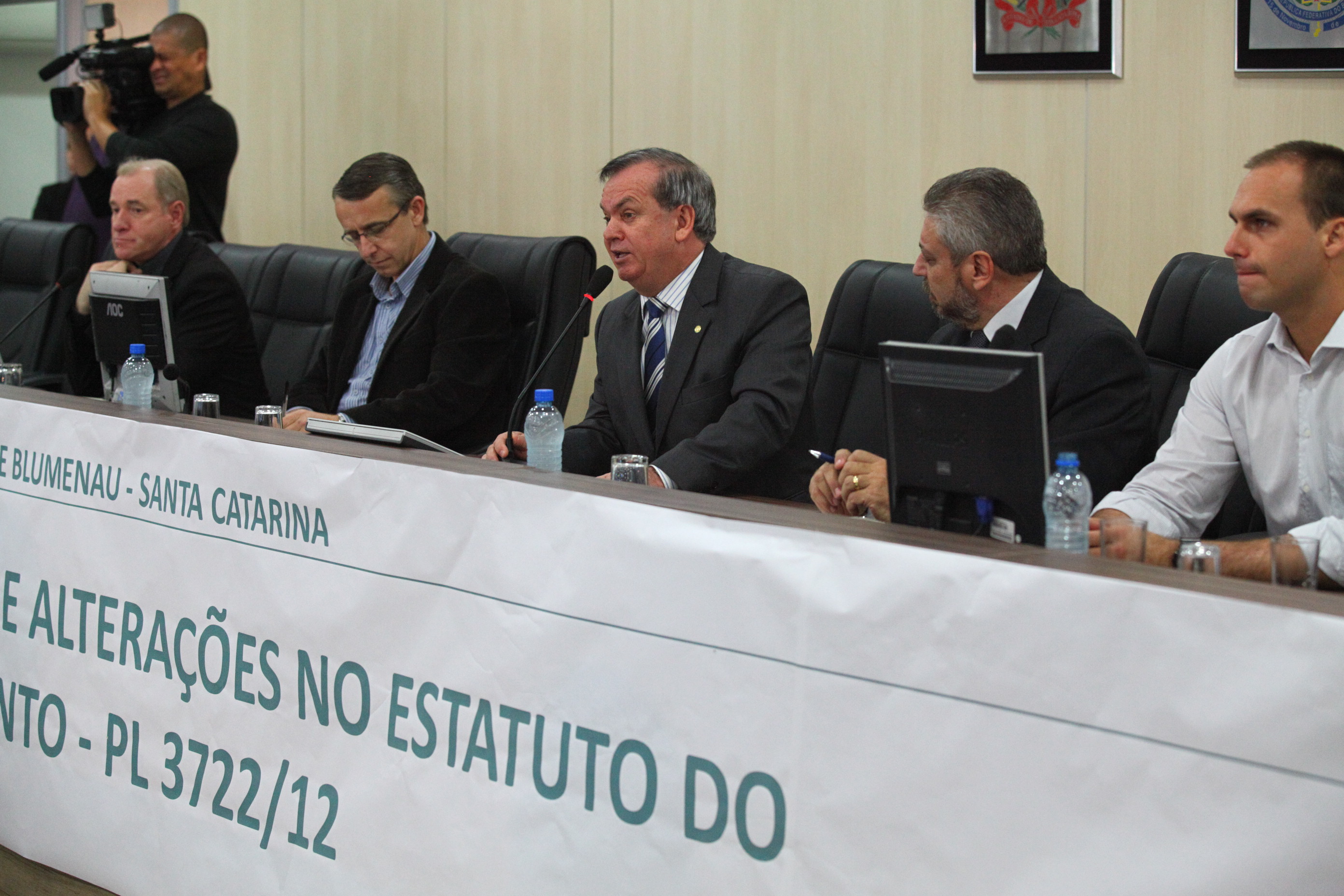 Audiência Pública em Blumenau discute a revogação do Estatuto do Desarmamento. Foto: Solon Soares / Agência AL
