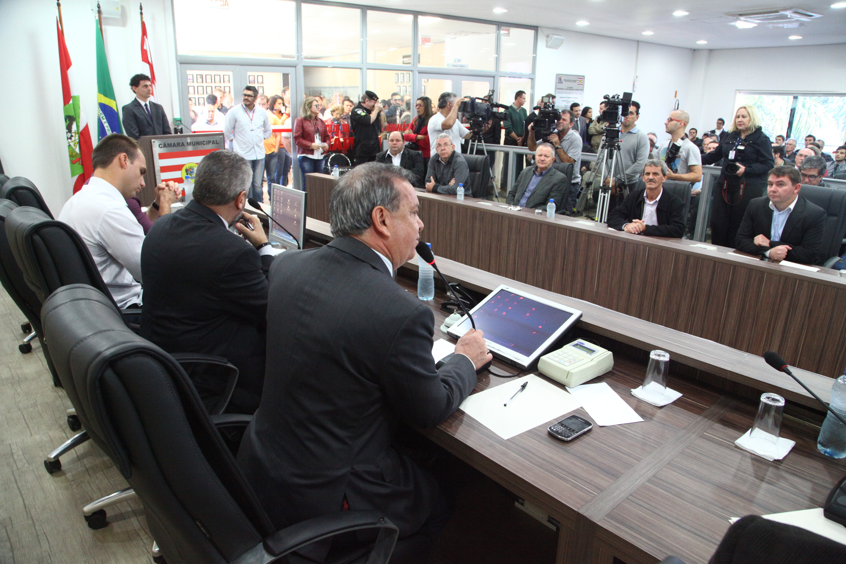 Audiência Pública em Blumenau, discute a revogação do Estatuto do Desarmamento. Foto: Solon Soares / Agência AL