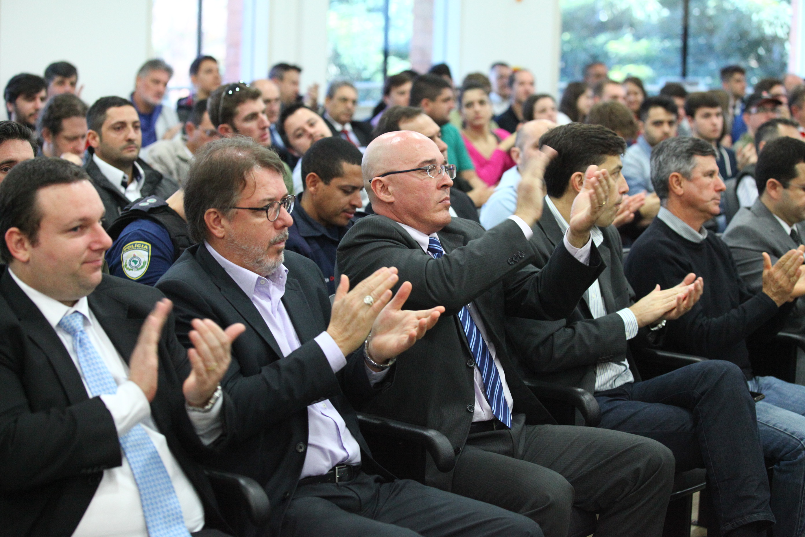Audiência Pública em Blumenau discute a revogação do Estatuto do Desarmamento.. Foto: Solon Soares / Agência AL