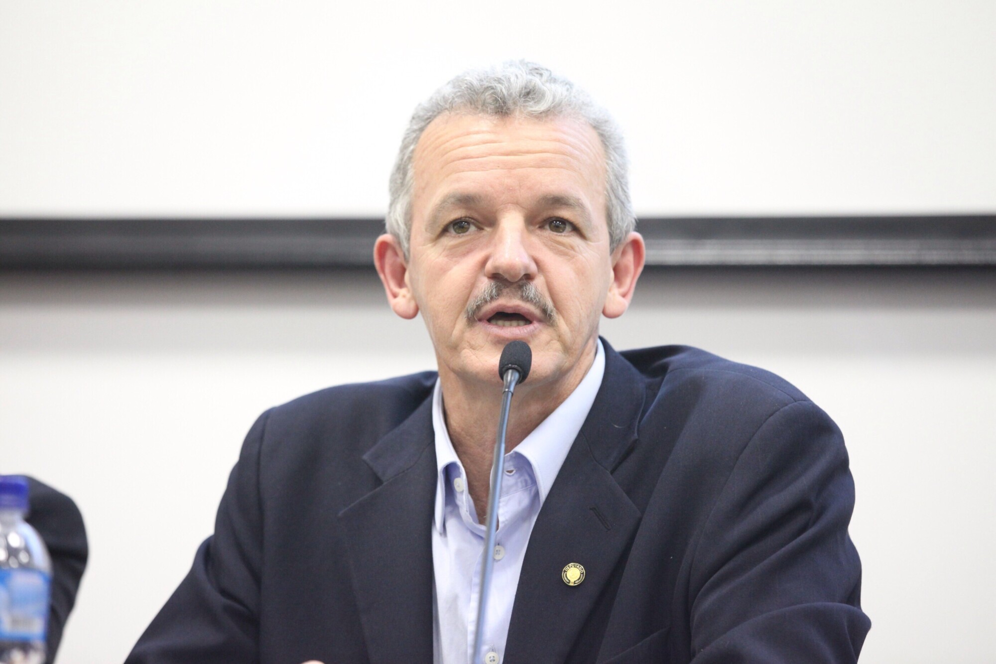 Deputado Dirceu Dresch (PT) durante Audiência do Orçamento Regionalizado em  Dionísio Cerqueira. Foto: Fábio Queiroz / Agência AL