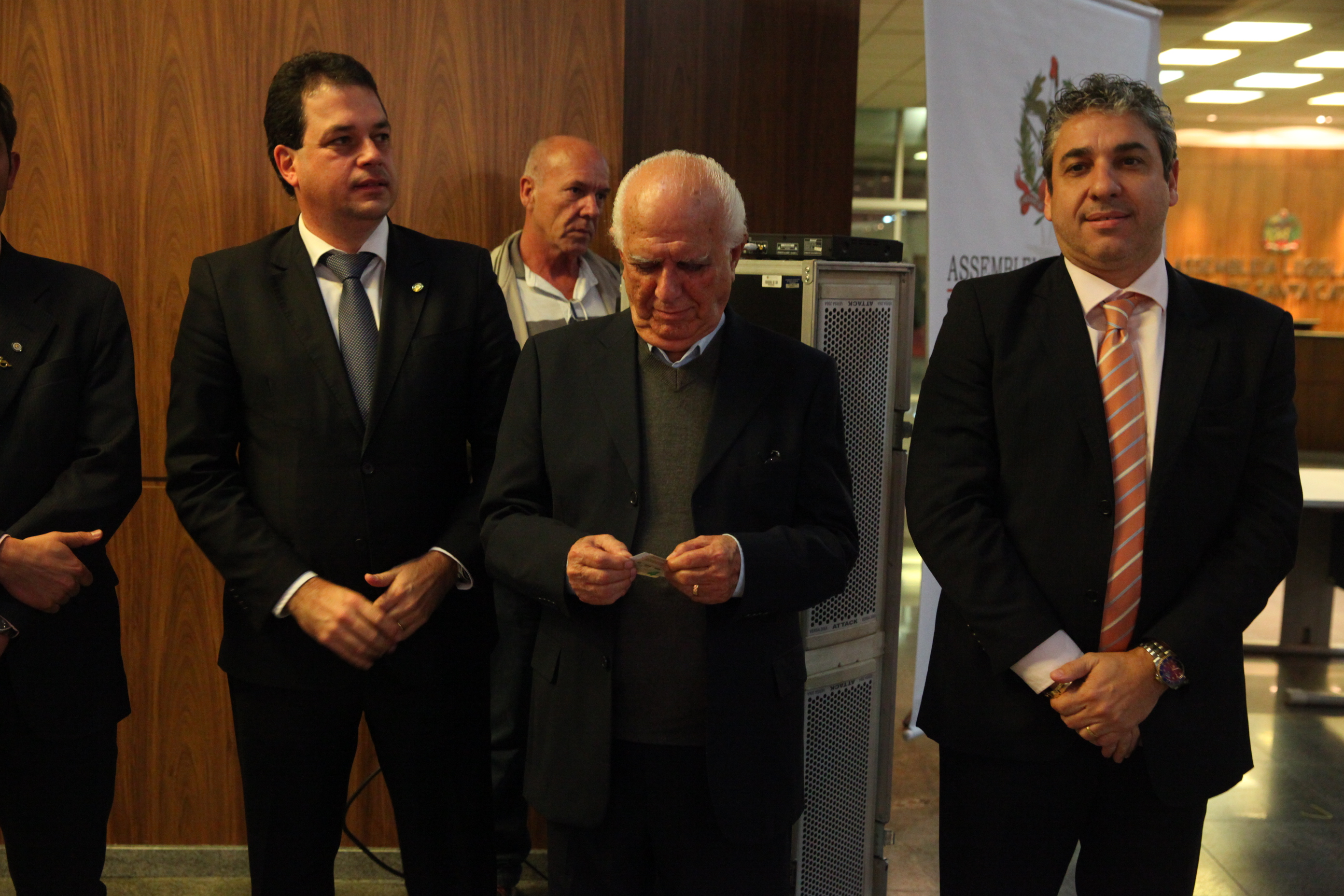 Lançamento dos produtos da COEPAD em parceria com deficientes intelectuais e o artista Luciano Martins. Foto: Eduardo Guedes de OliveiraAgência AL