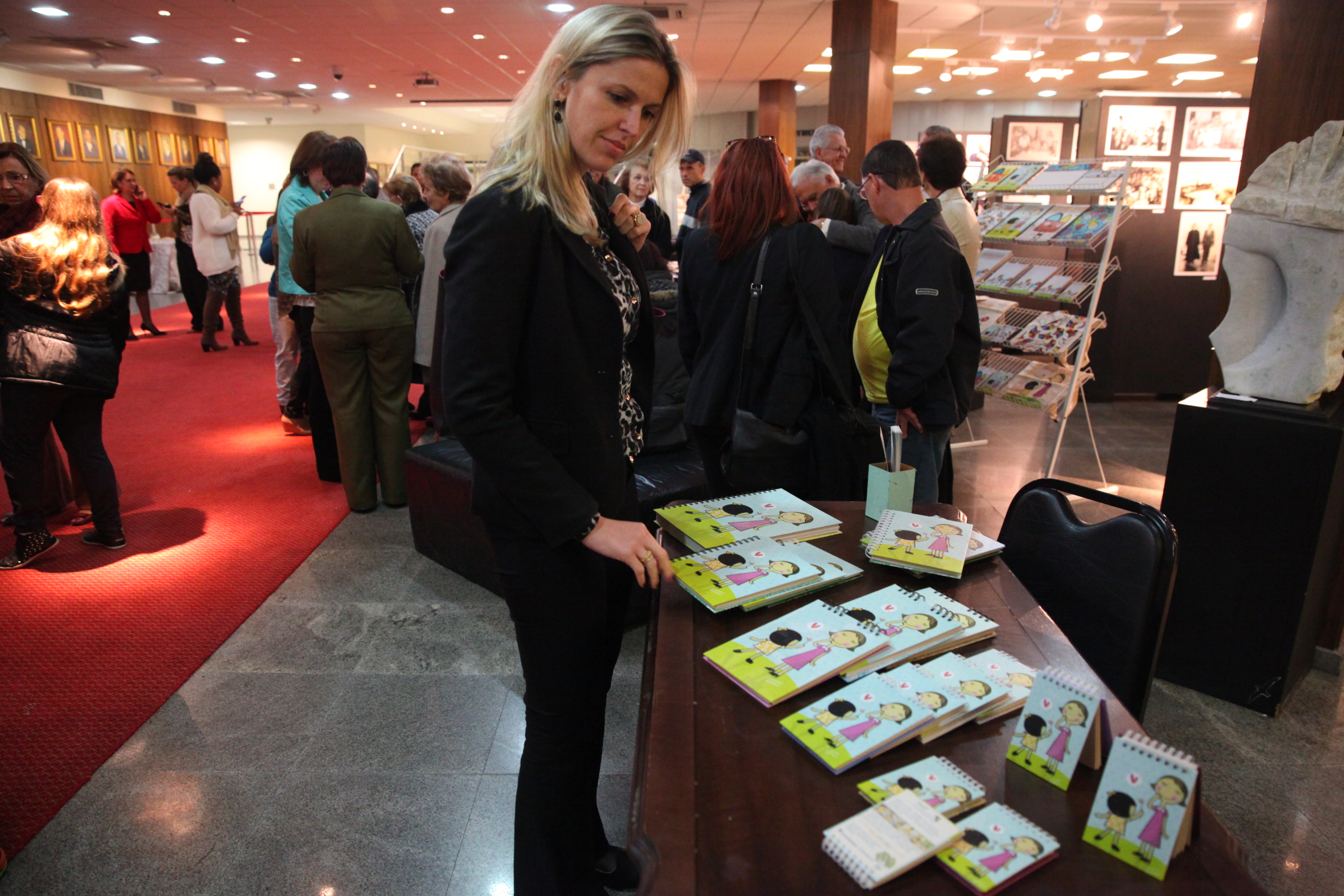 Lançamento dos produtos da COEPAD em parceria com deficientes intelectuais e o artista Luciano Martins. Foto: Eduardo Guedes de OliveiraAgência AL