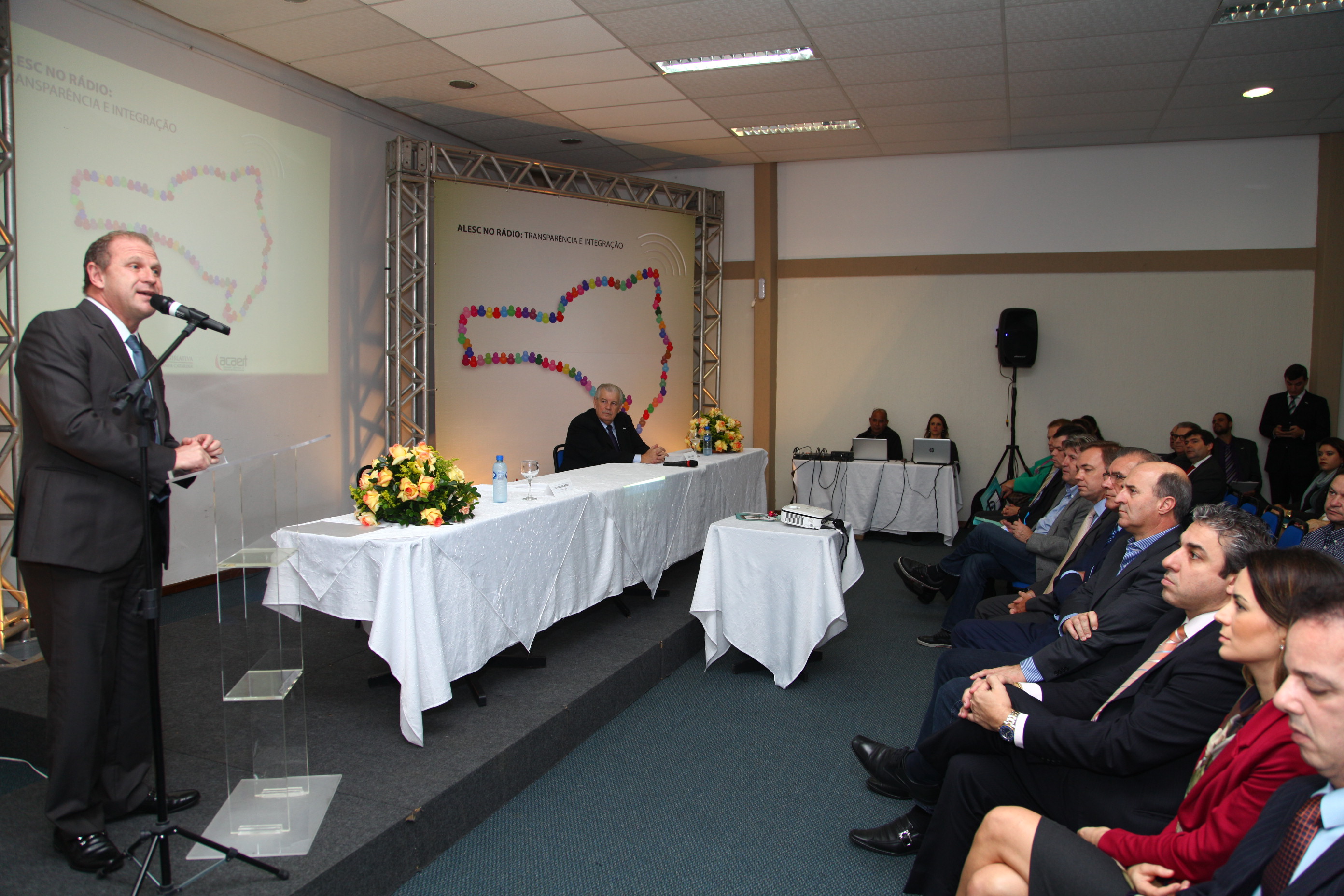 Assinatura de Convênio entre ALESC e ACAERT