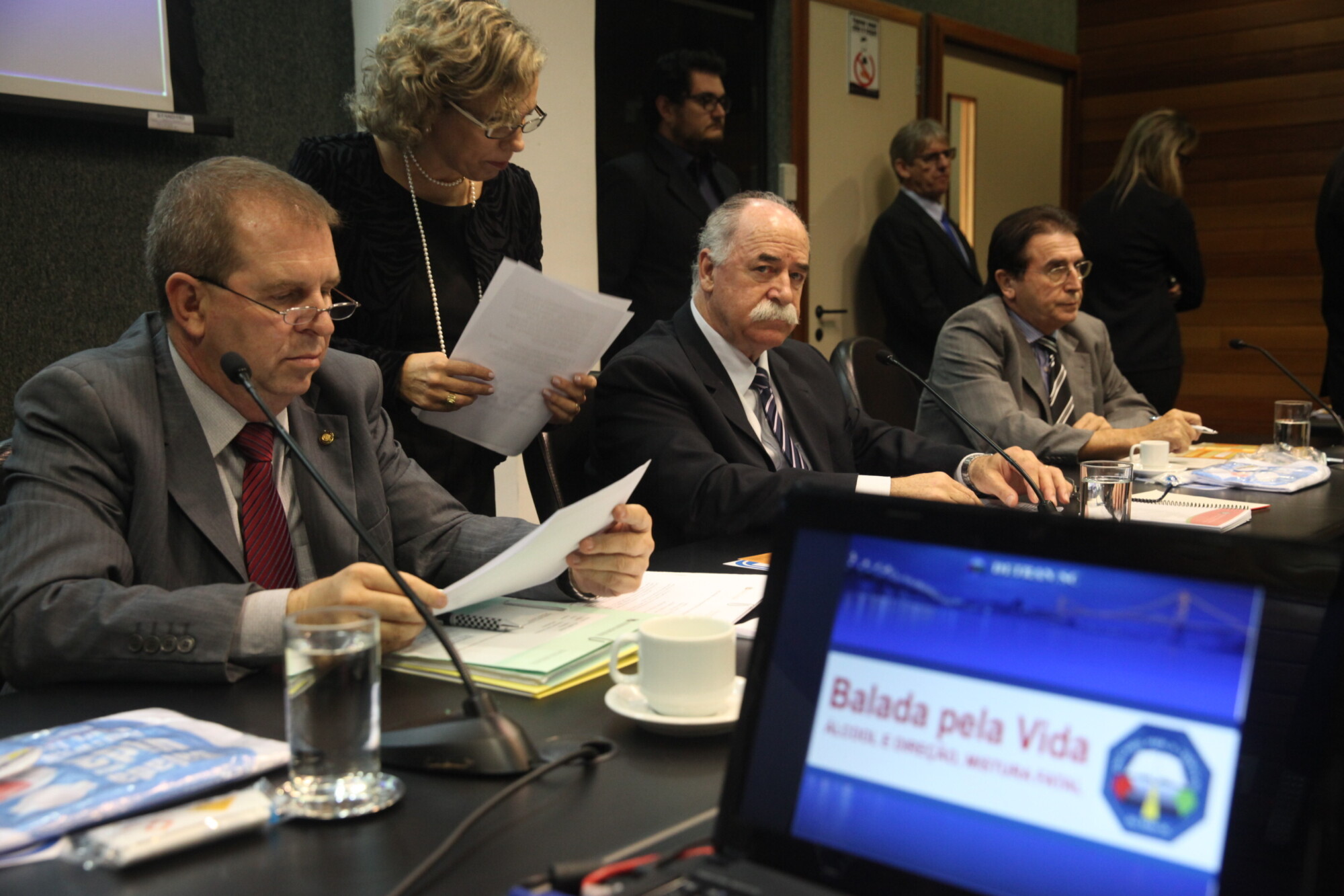 Comissão de Segurança aprova criação de cargos de agente penitenciário