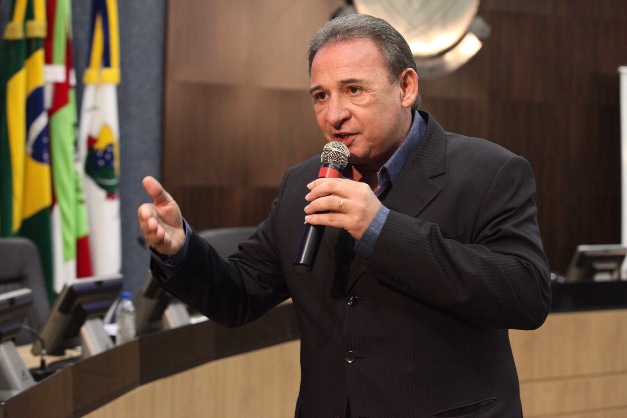Técnicos explicam como funciona a dinâmica das audiências.  FOTO: Fábio Queiroz/ Agência AL