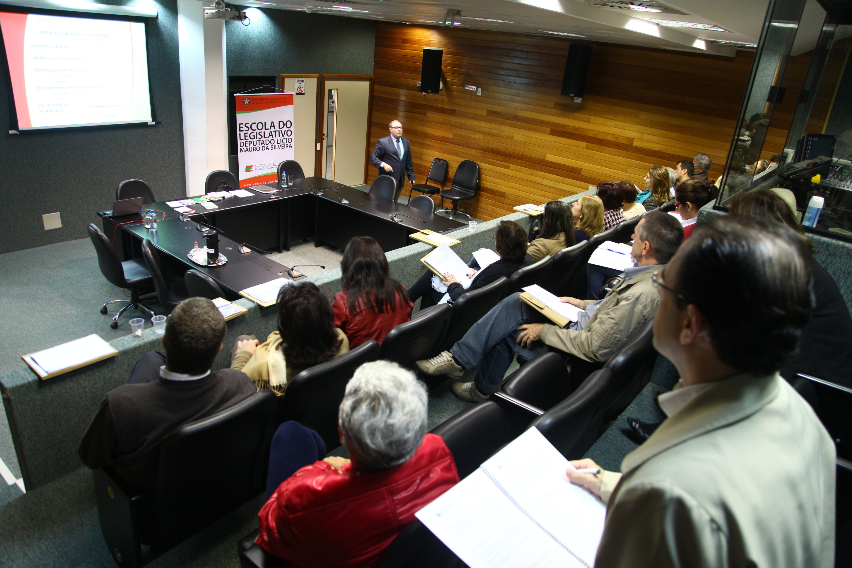 Curso sobre Processo Legislativo