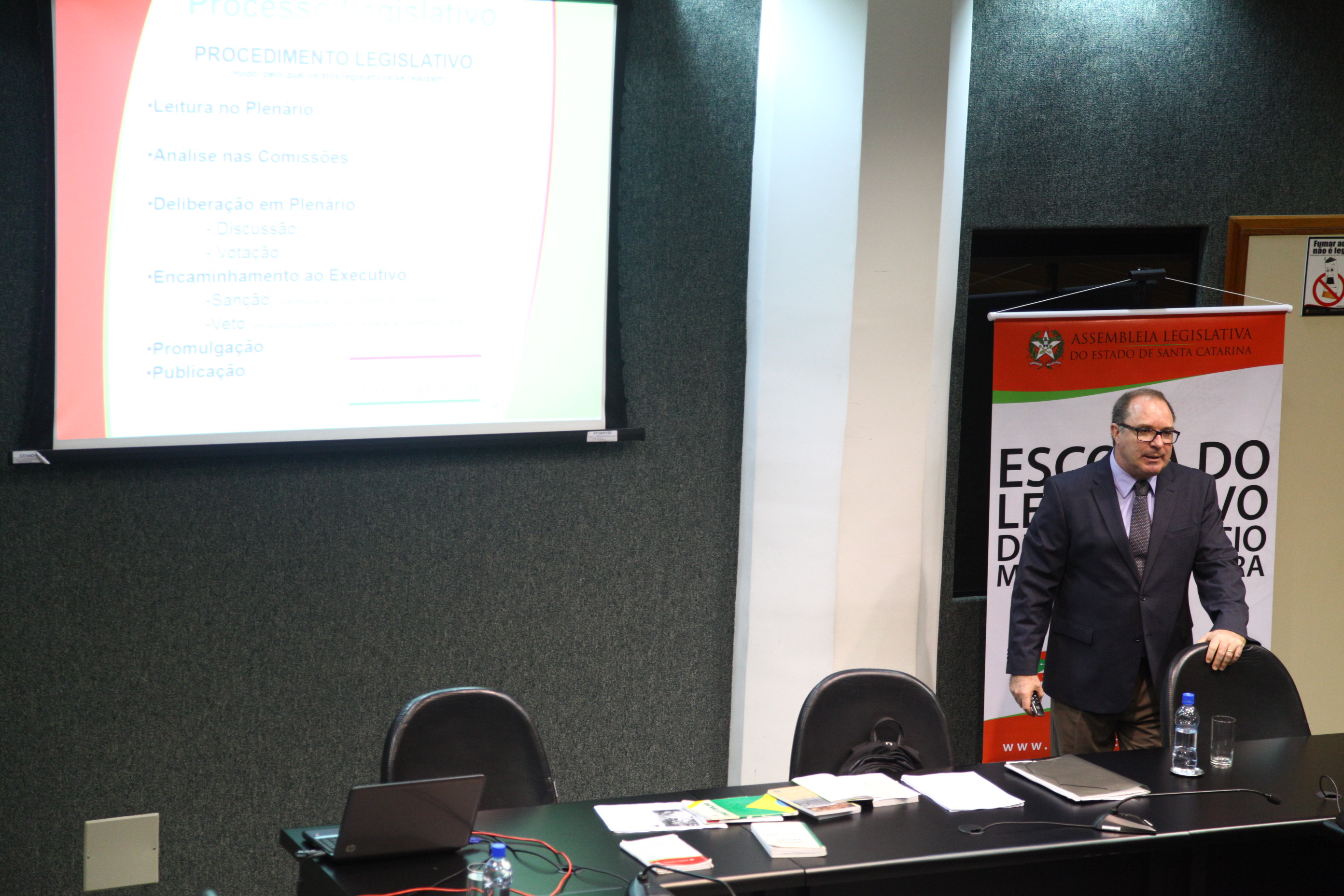 Curso sobre Processo Legislativo