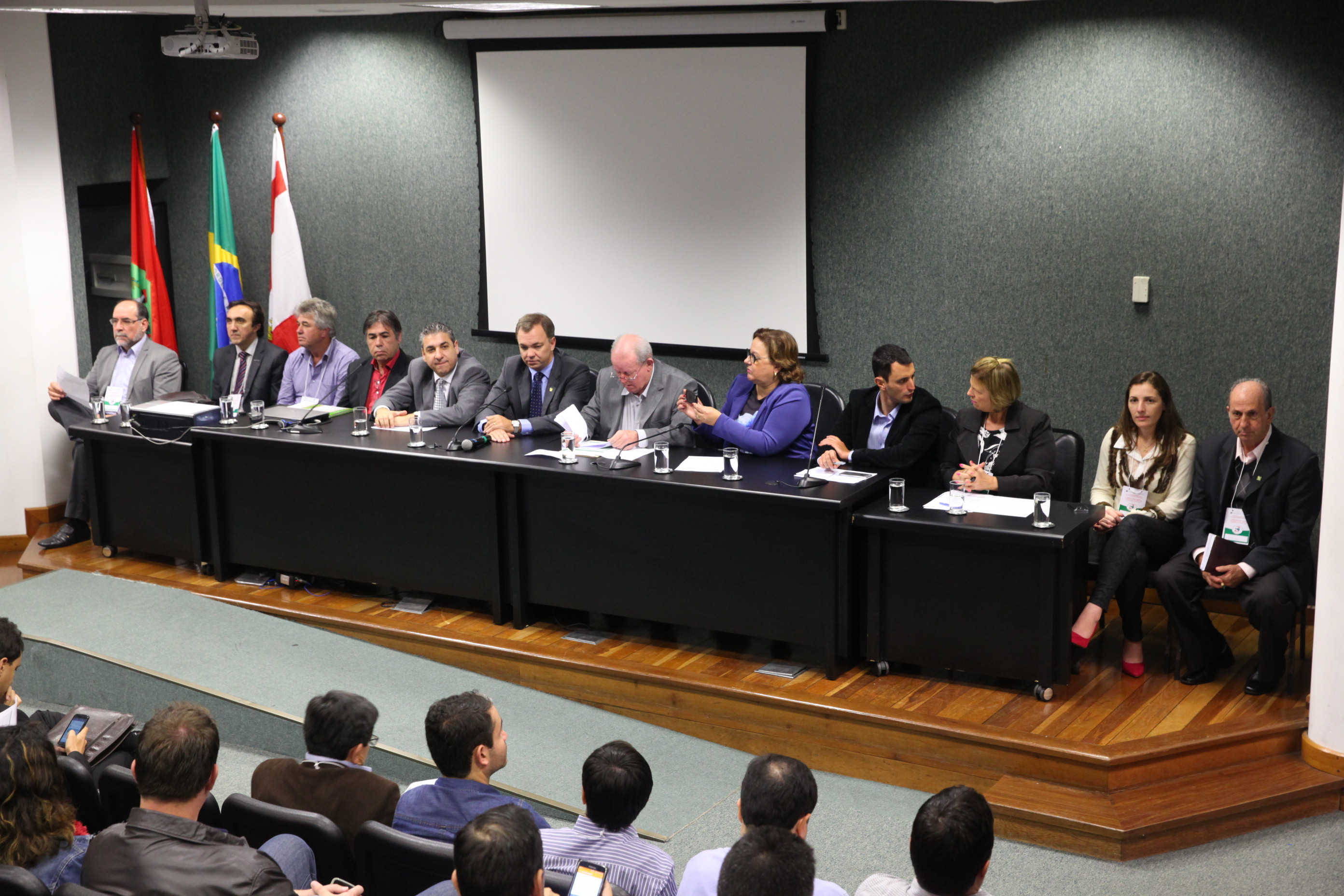 Audiência Pública do Orçamento Estadual Regionalizado do Plano Plurianual 2016-2019 e Lei Orçamentária Anual - LOA 2016 - Florianópolis. Humberto Gesser/Agência AL
