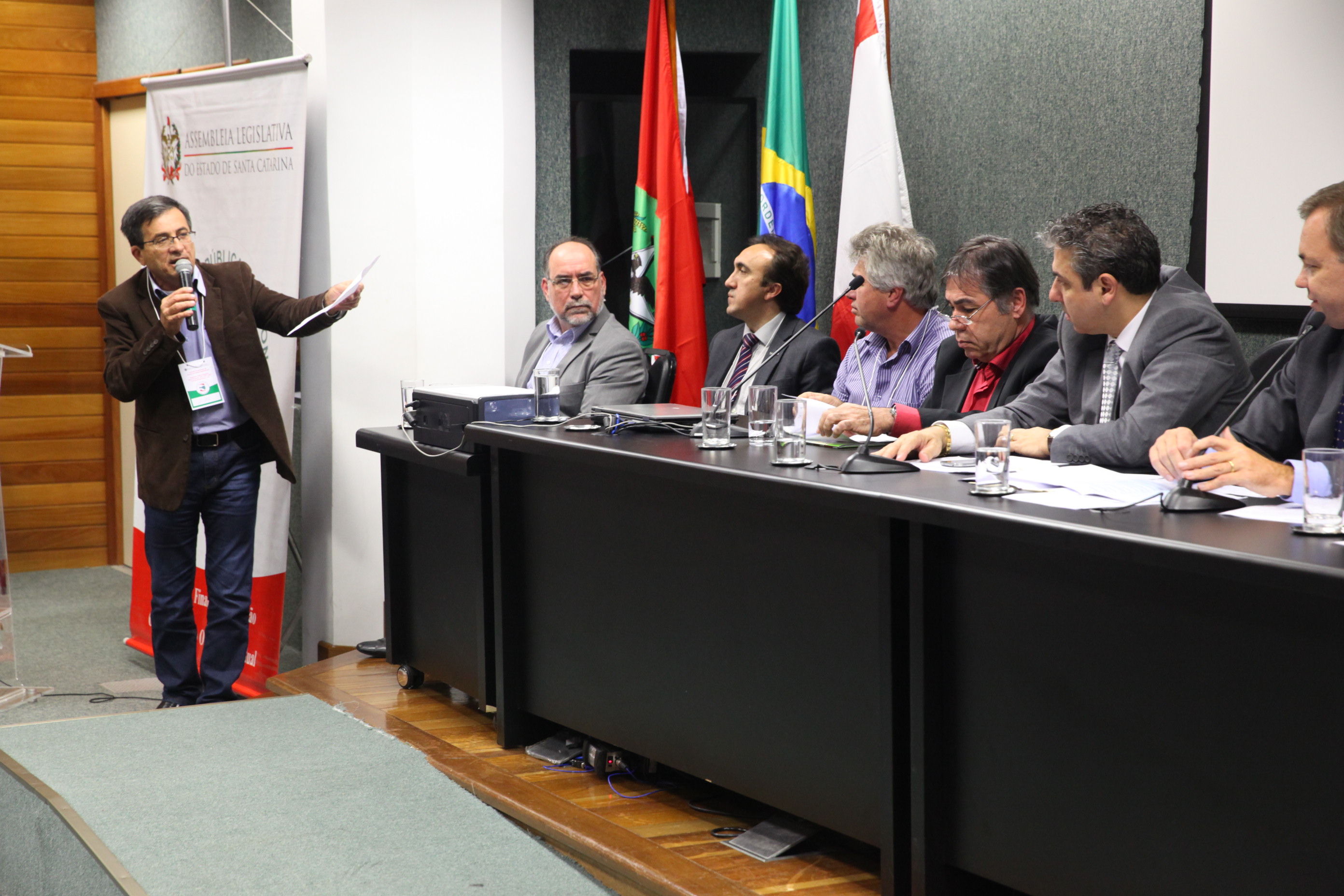 Audiência Pública do Orçamento Estadual Regionalizado do Plano Plurianual 2016-2019 e Lei Orçamentária Anual - LOA 2016 - Florianópolis. Humberto Gesser/Agência AL